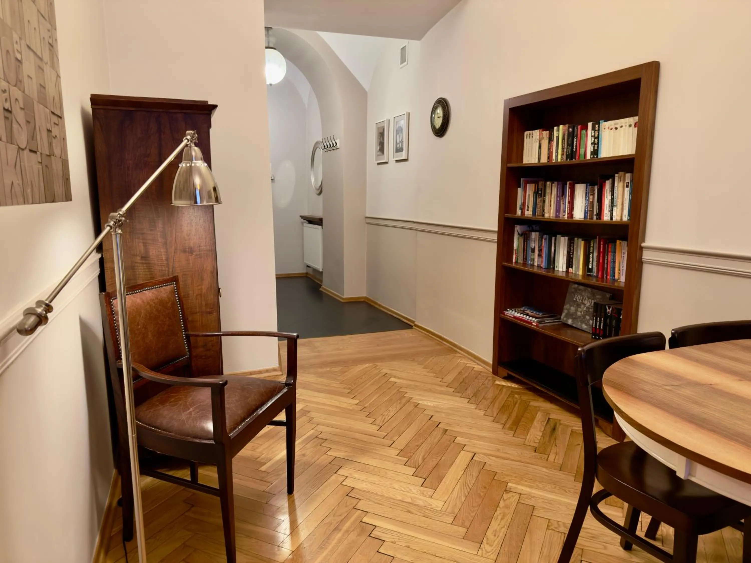 Library in Scharffenberg Apartments Main Square