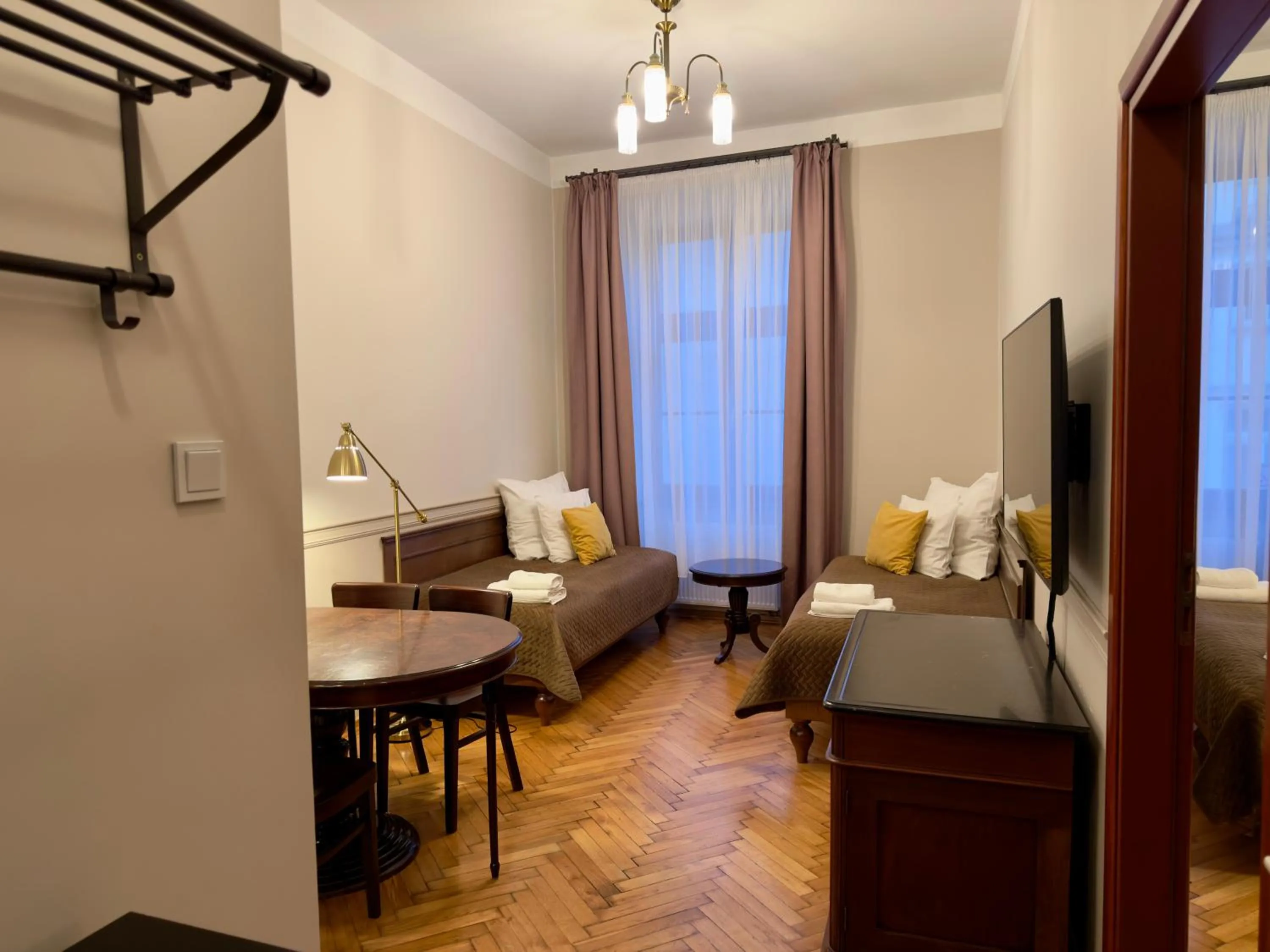 Bed in Scharffenberg Apartments Main Square