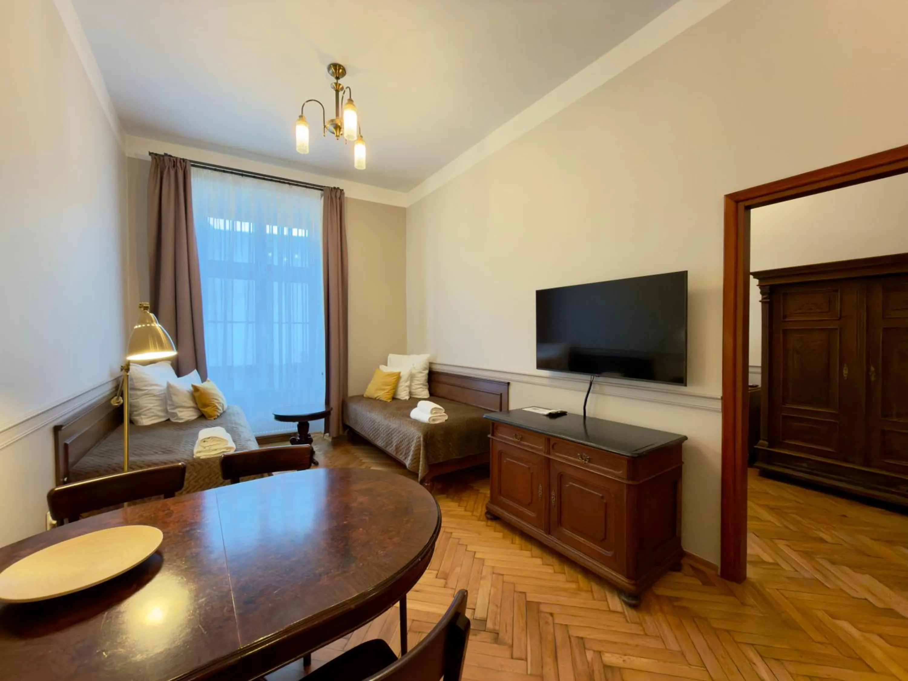 Bed in Scharffenberg Apartments Main Square