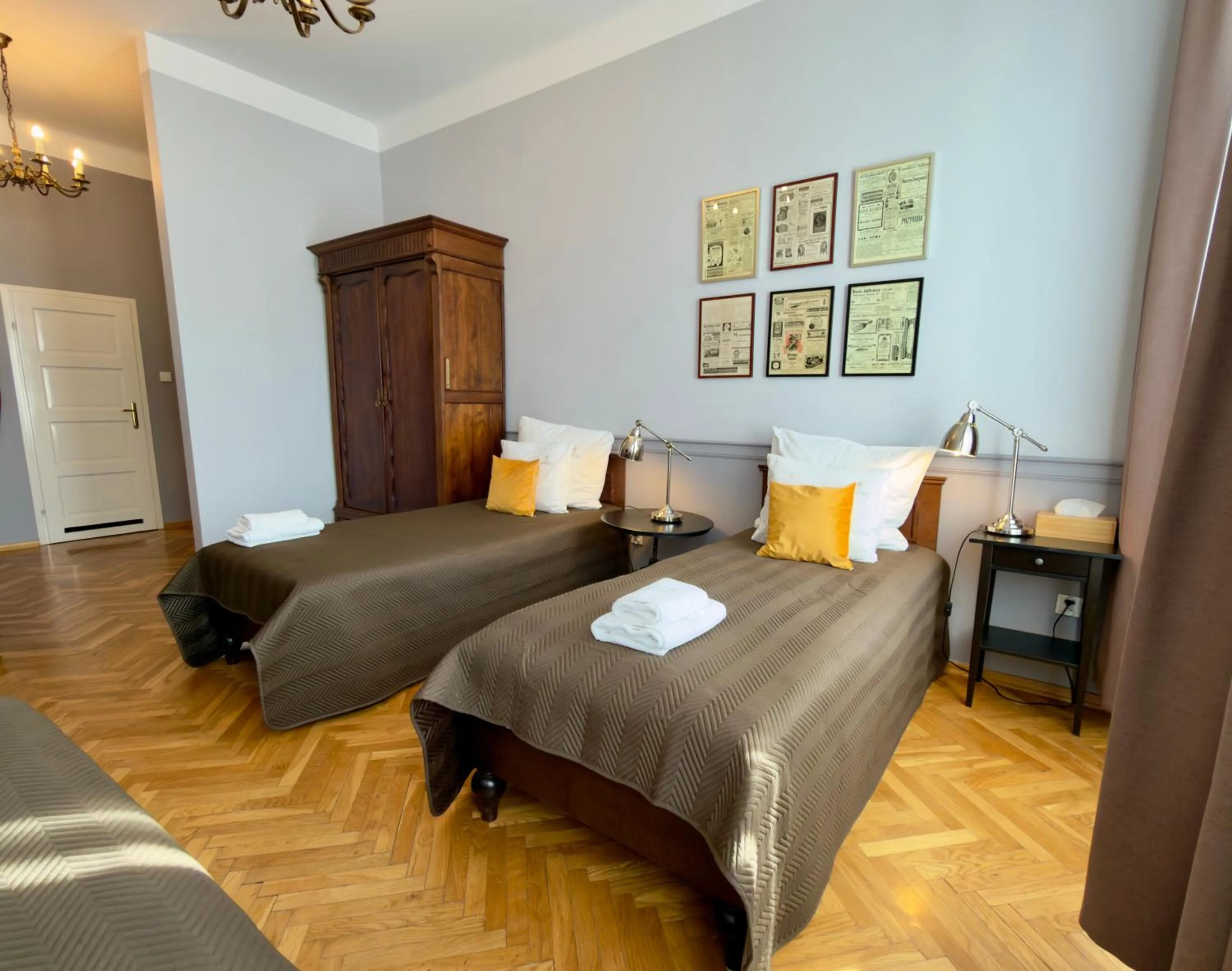 Bed in Scharffenberg Apartments Main Square