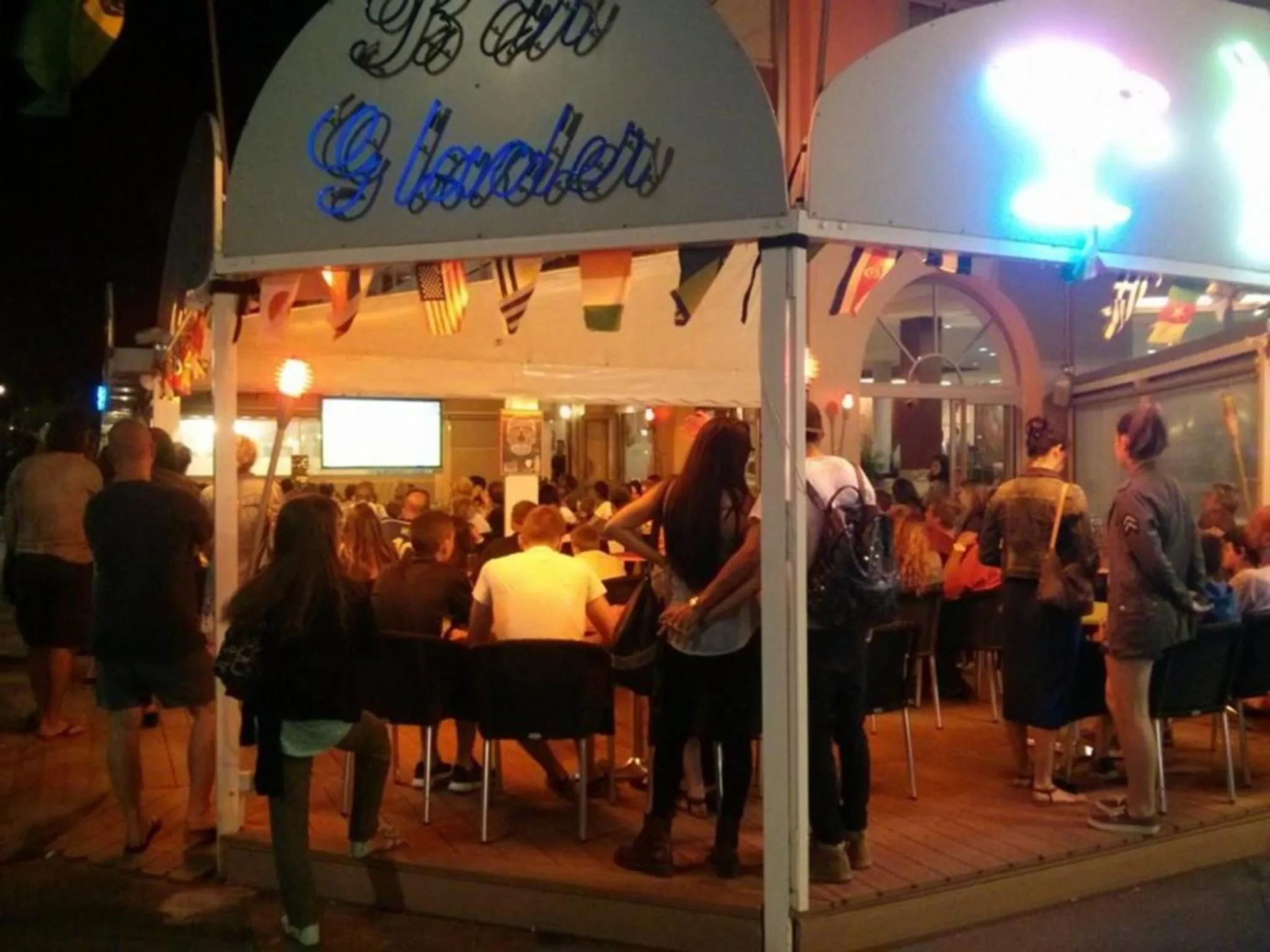 Evening entertainment in Hotel Mira-Mar