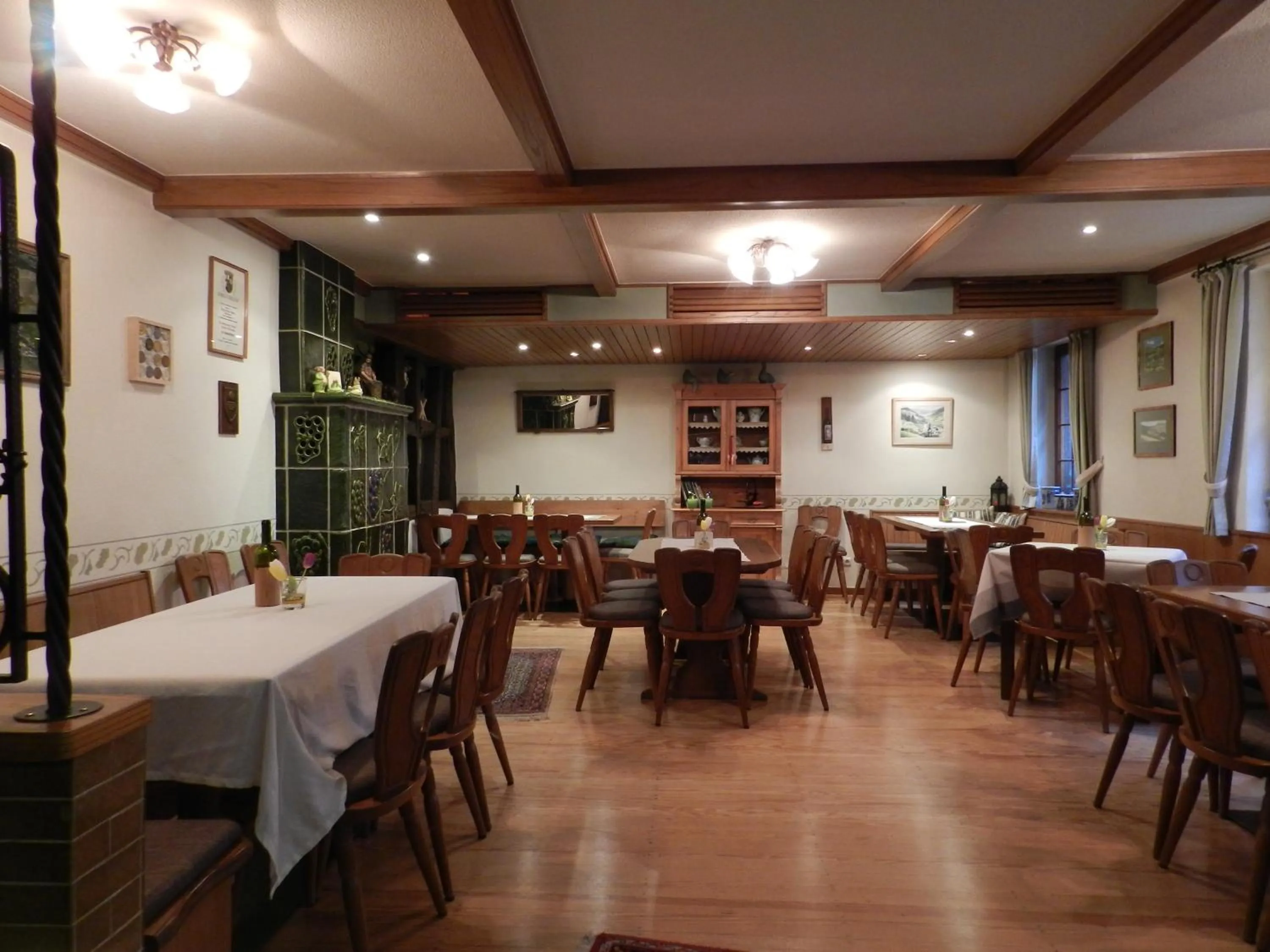Restaurant/places to eat in Weingut Stassen