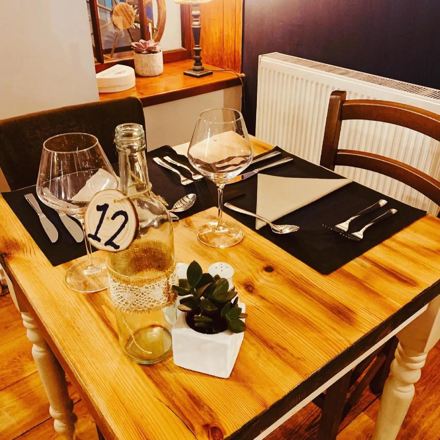 Dining area in The Sun Inn