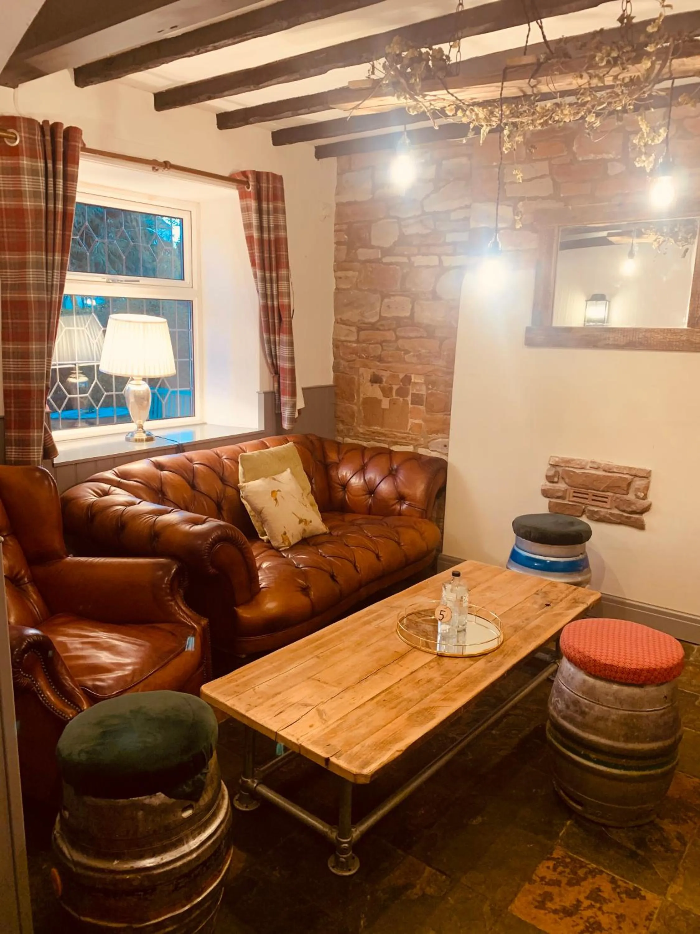 Lounge or bar in The Sun Inn