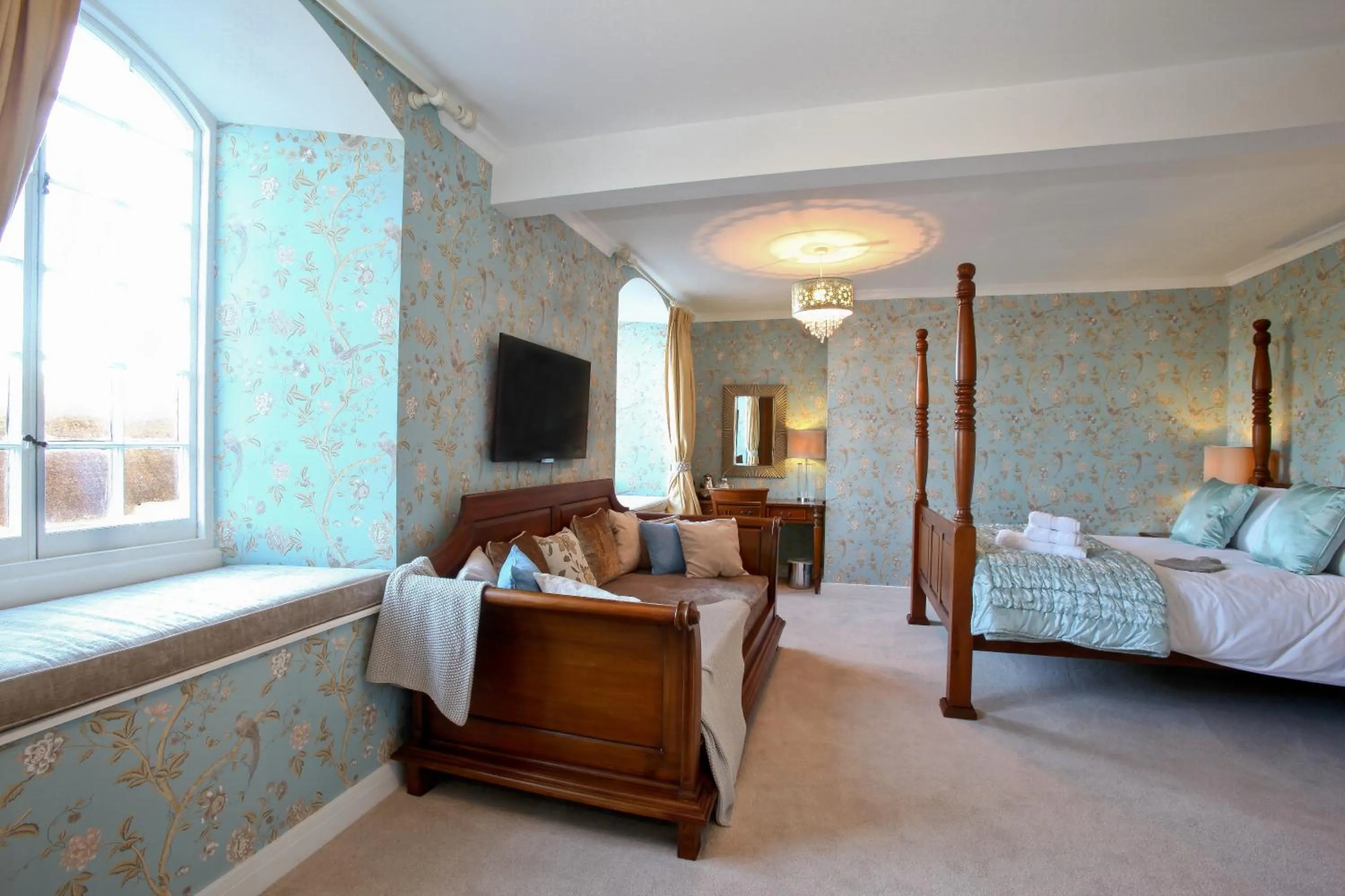 Photo of the whole room, Bed in Notley Arms Inn Exmoor National Park