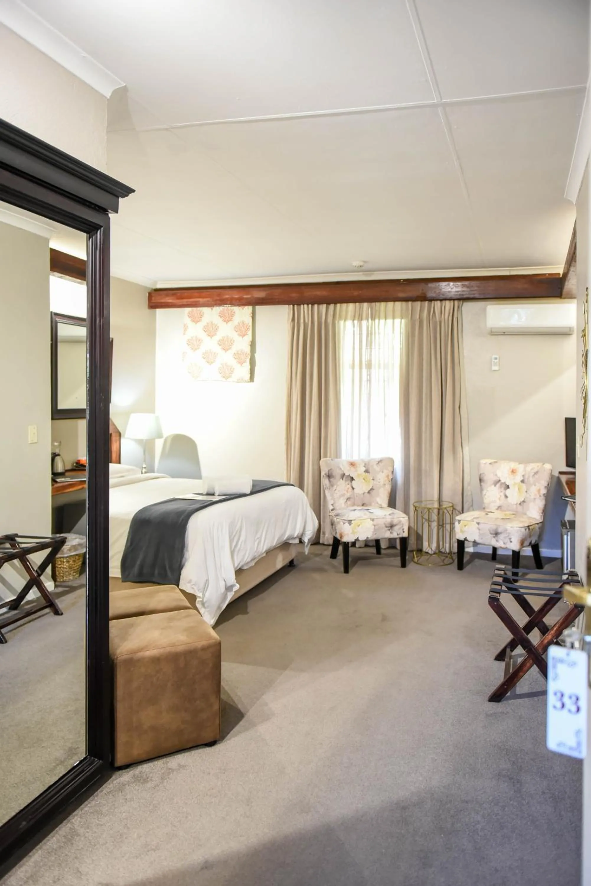 People, Bed in Oxford Lodge Vryheid