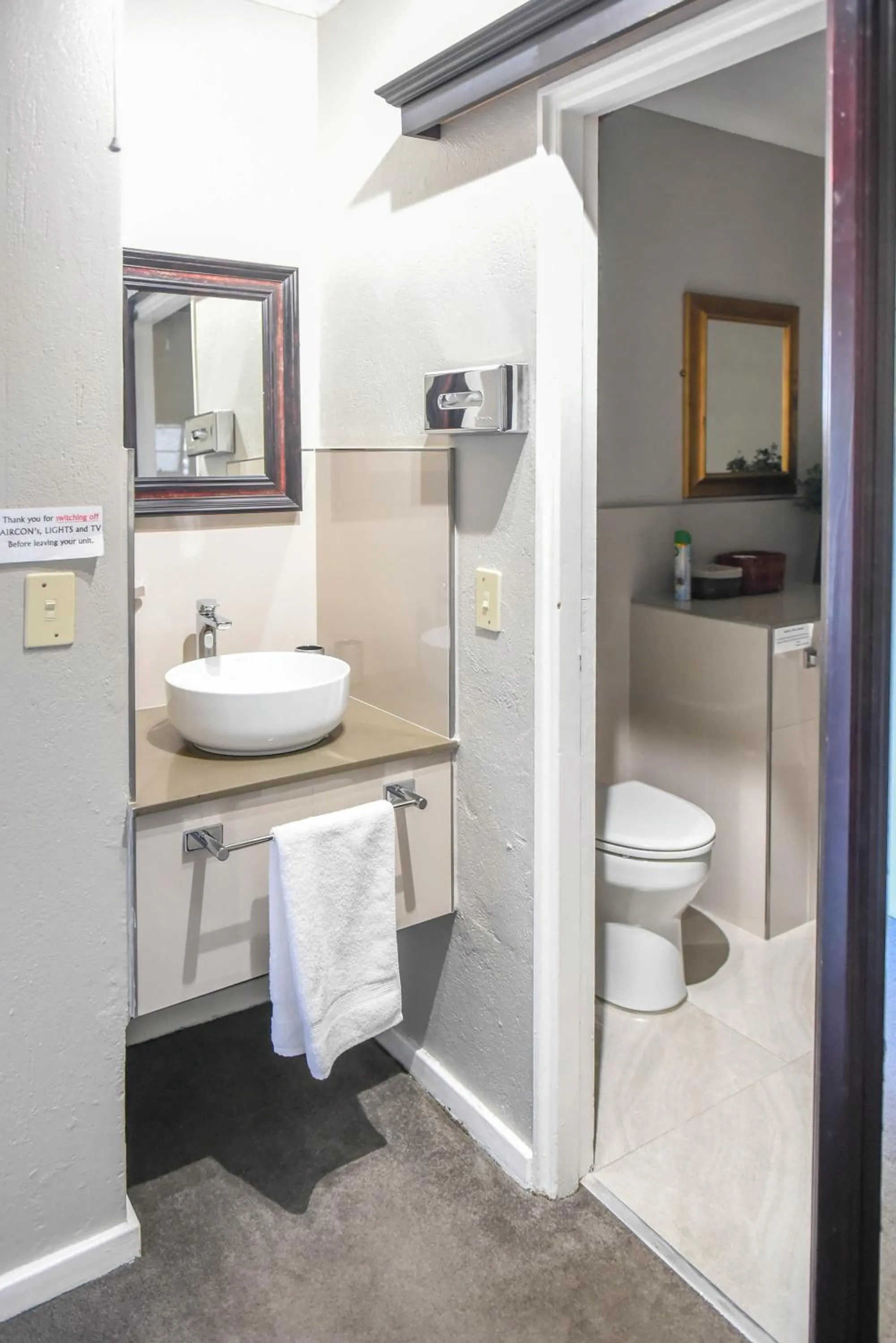 Bathroom in Oxford Lodge Vryheid