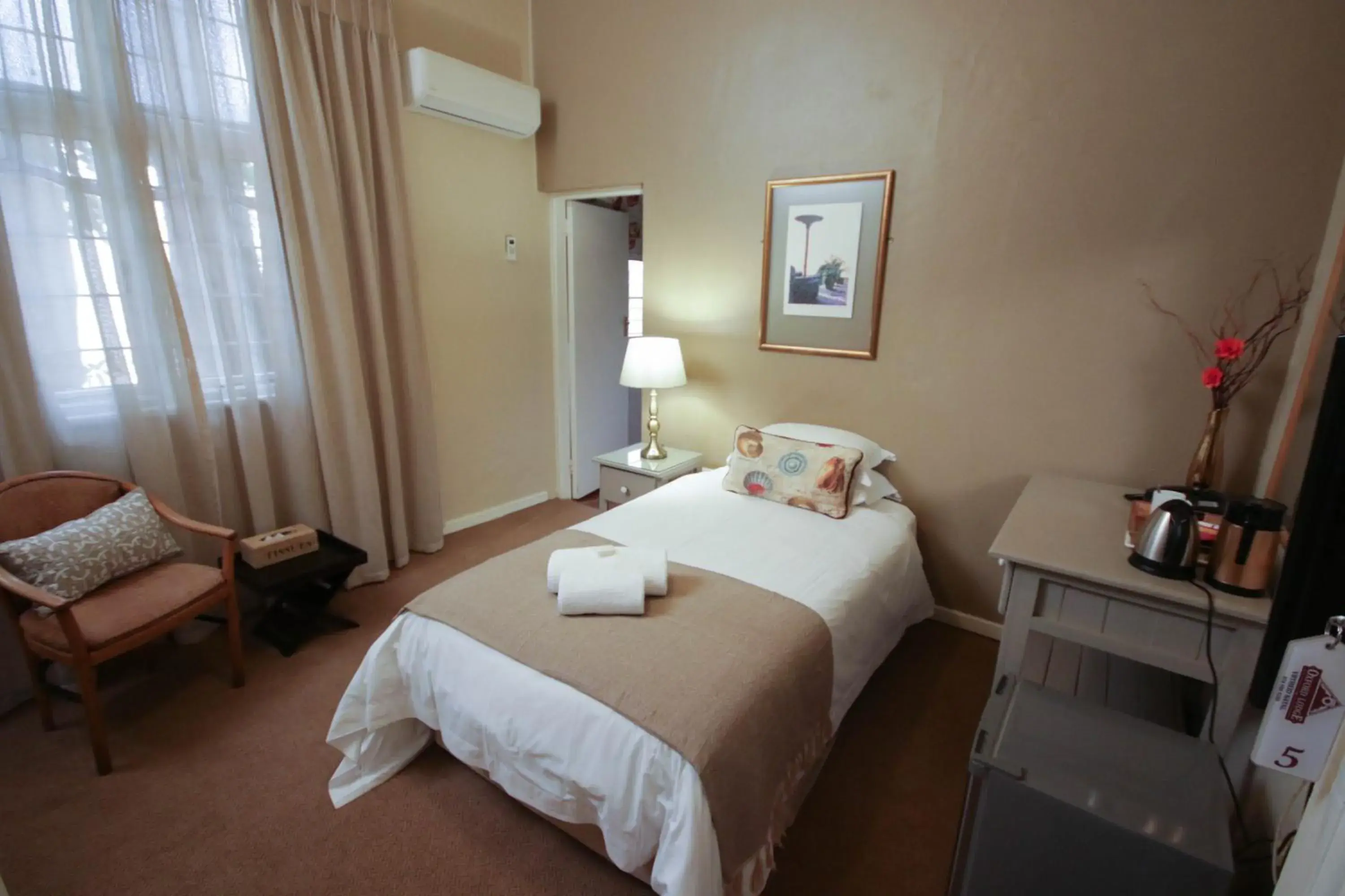 Single Room in Oxford Lodge Vryheid Single Room in Oxford Lodge Vryheid