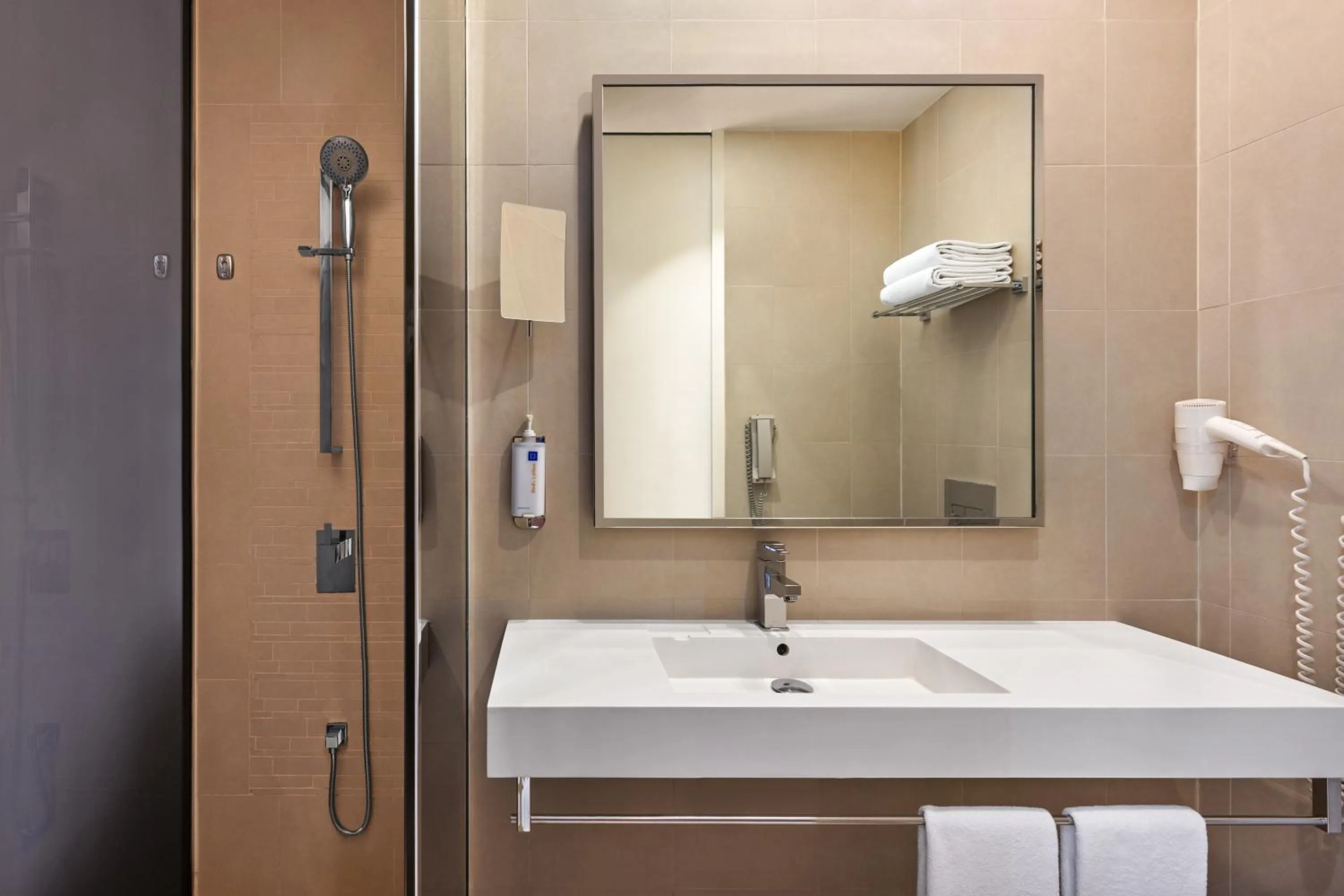 Bathroom in Centro Capital Doha - By Rotana