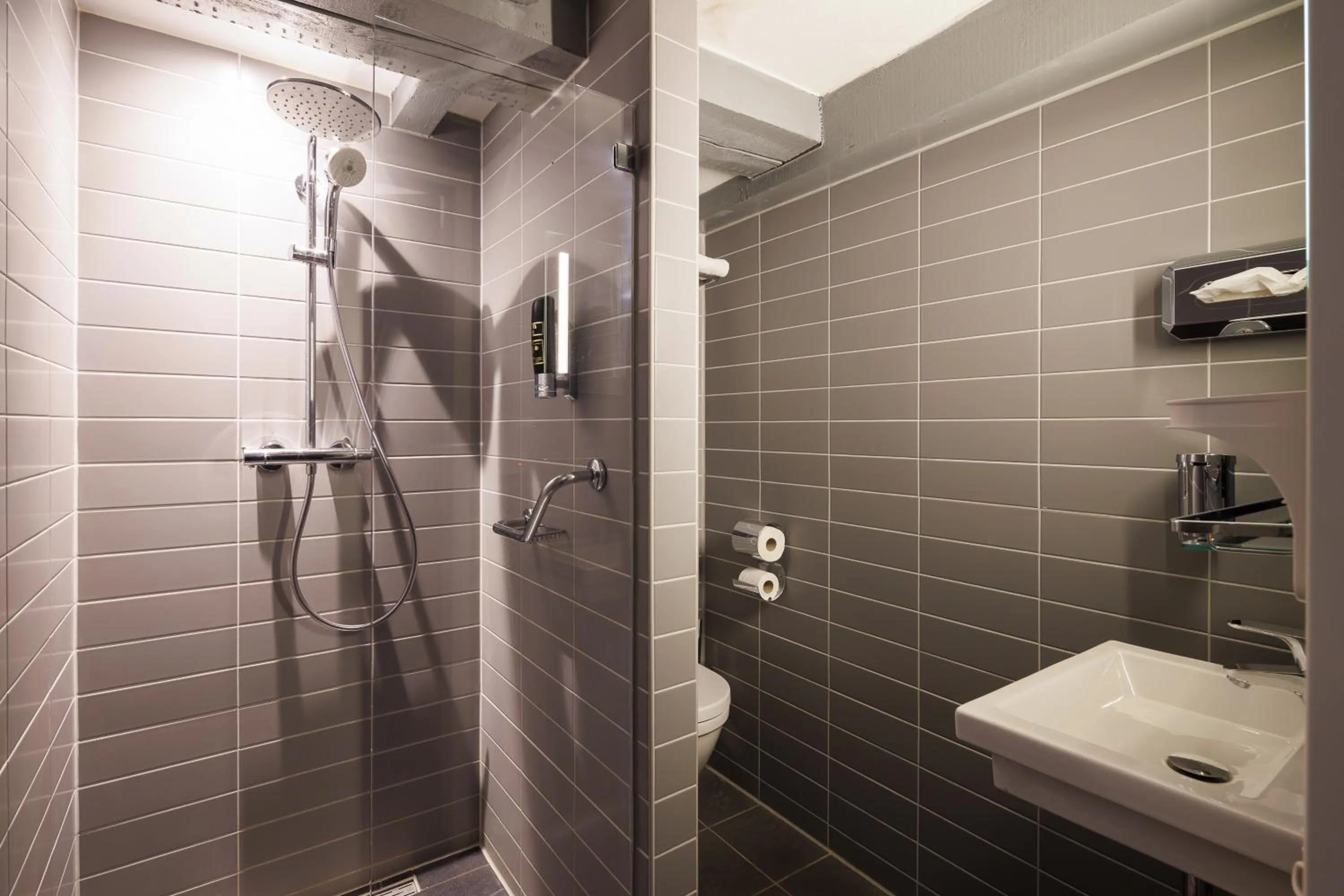 Bathroom in Hotel CC