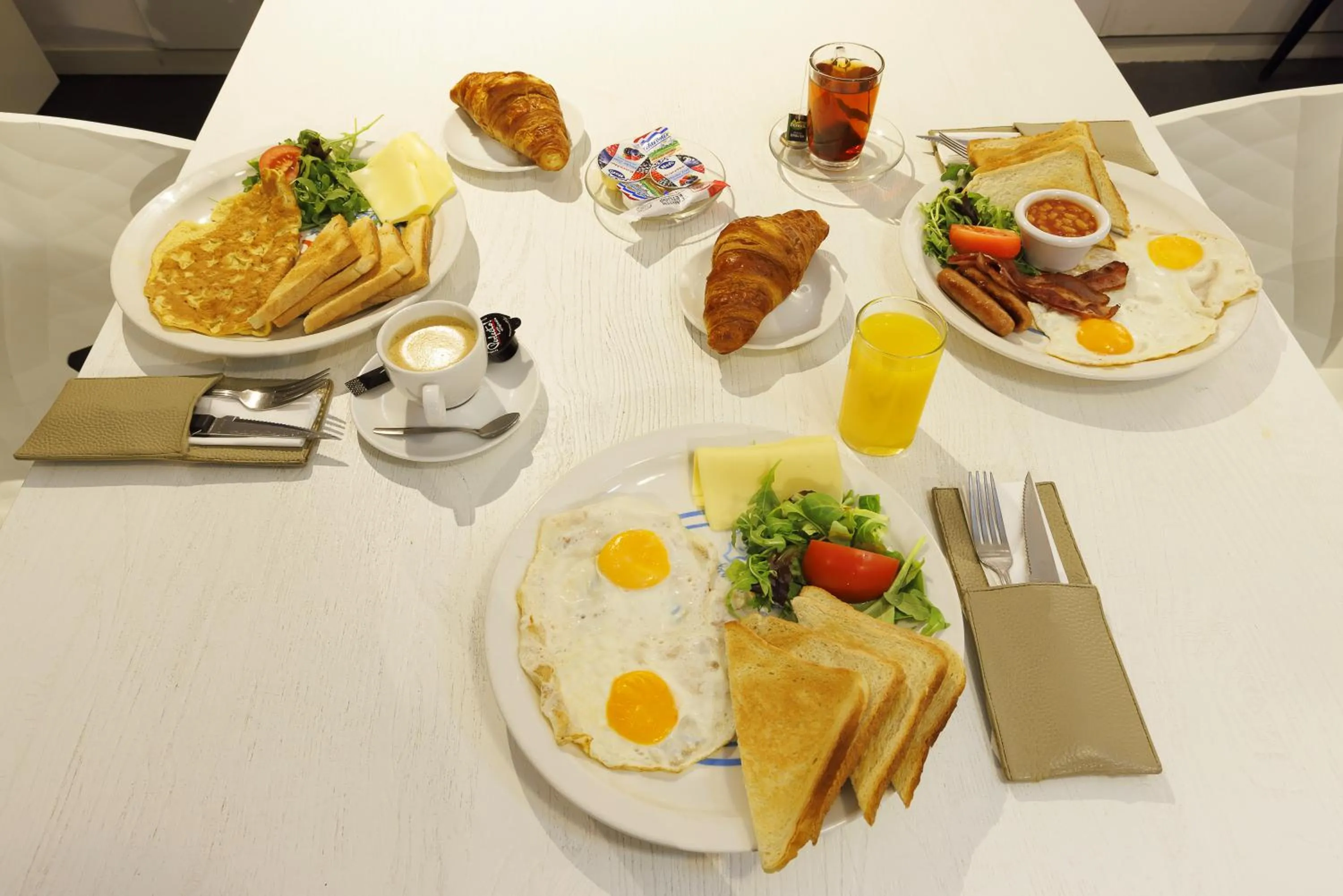 Breakfast in Hotel CC