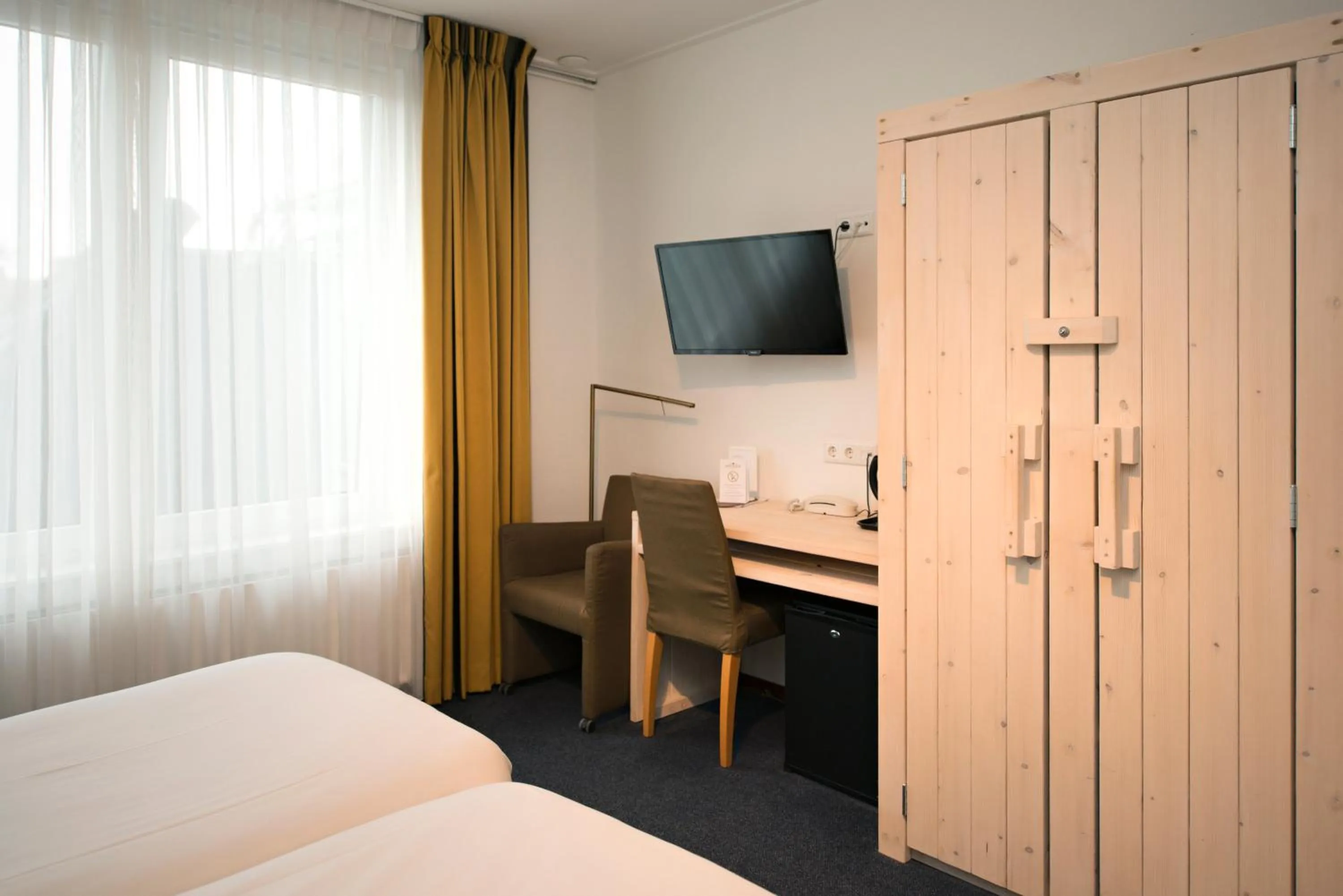 Bedroom, Bed in Hotel de Burg