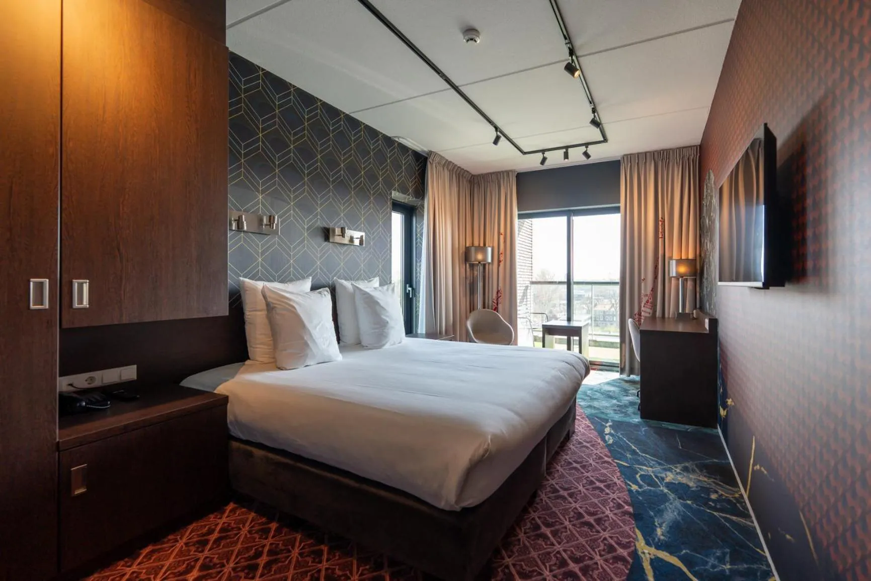 Bed in Hampshire Hotel - Delft Centre