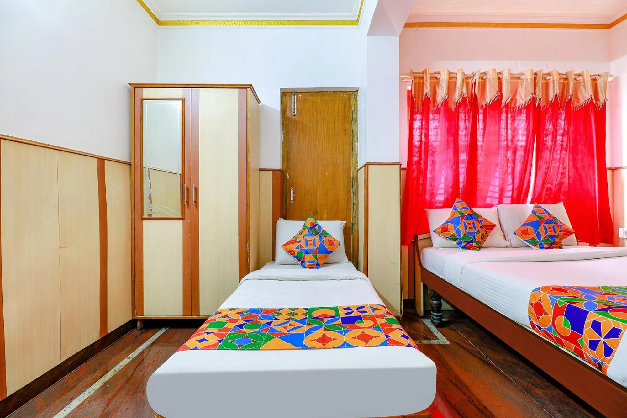 Bed in FabHotel Shivaals Residency - Rajajinagar