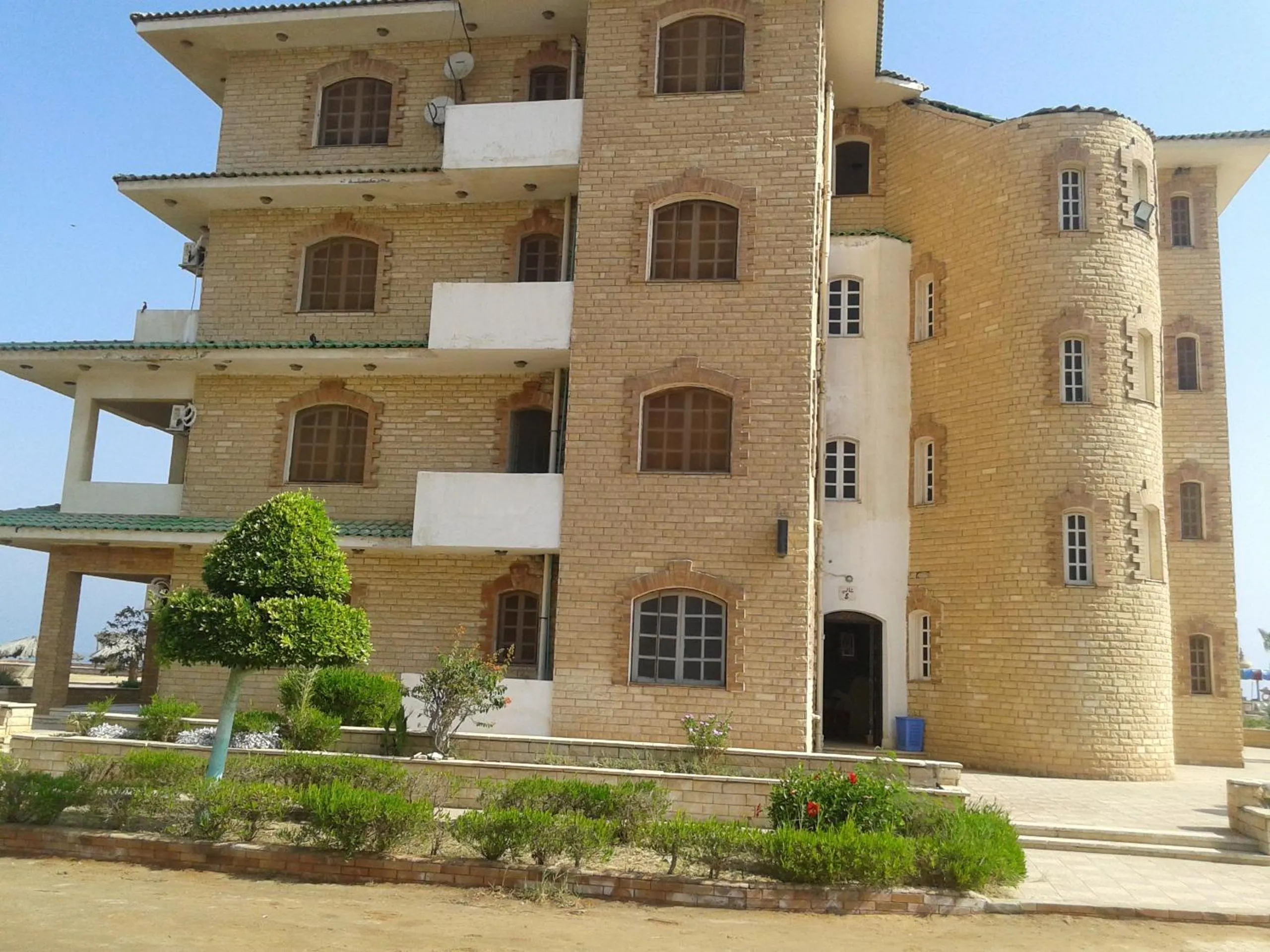 Floor plan in Fanara Apartments Armed Forces