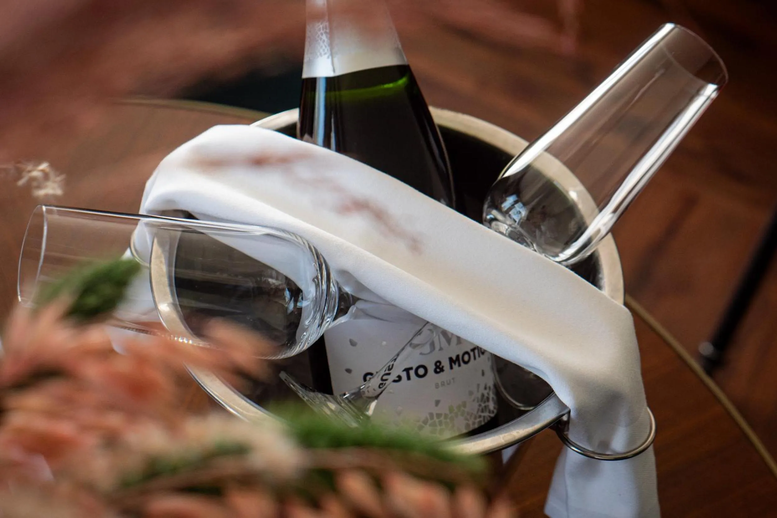 Restaurant/places to eat in De Zon Hotel & Restaurant by Flow