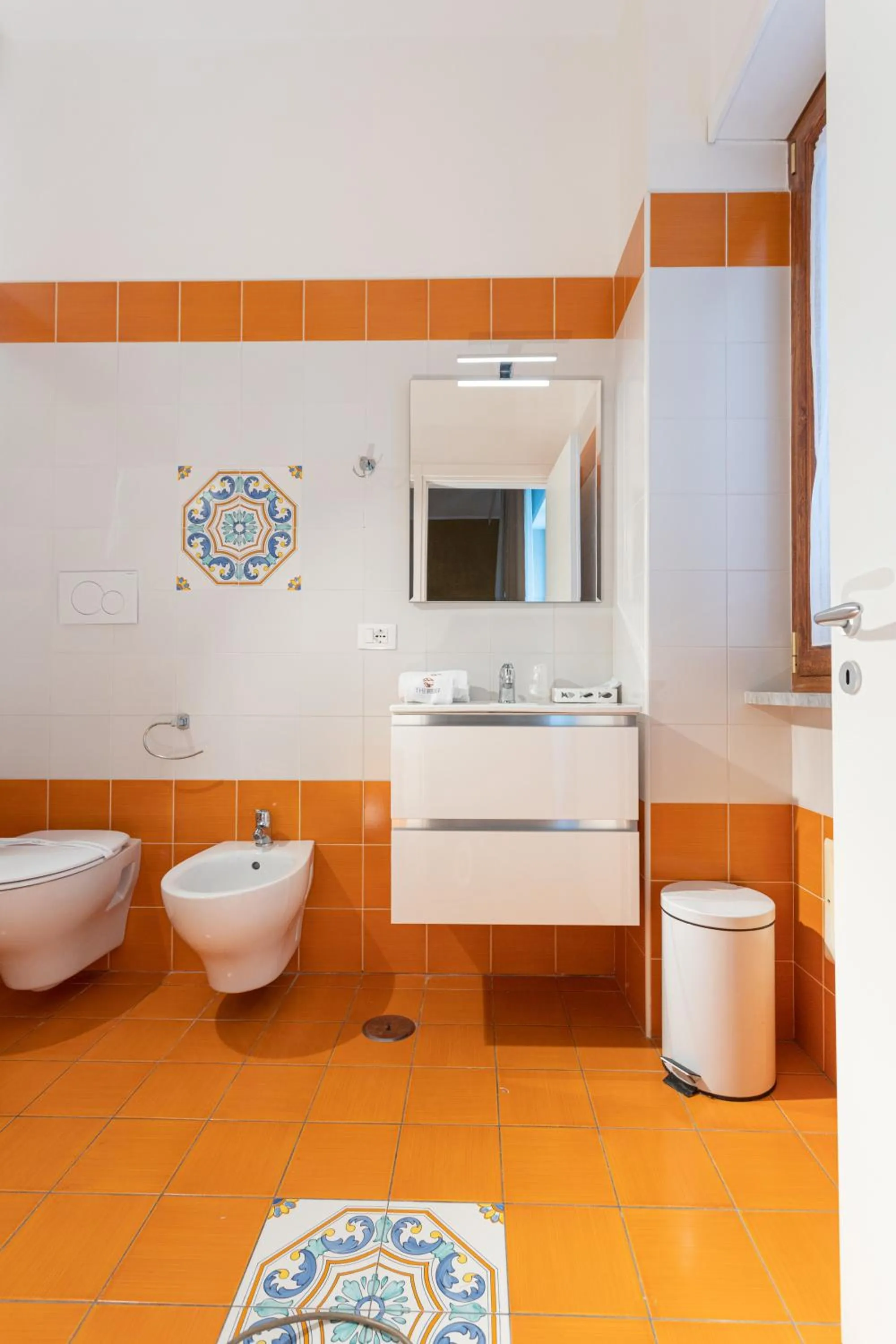 Toilet in The Reef Sorrento