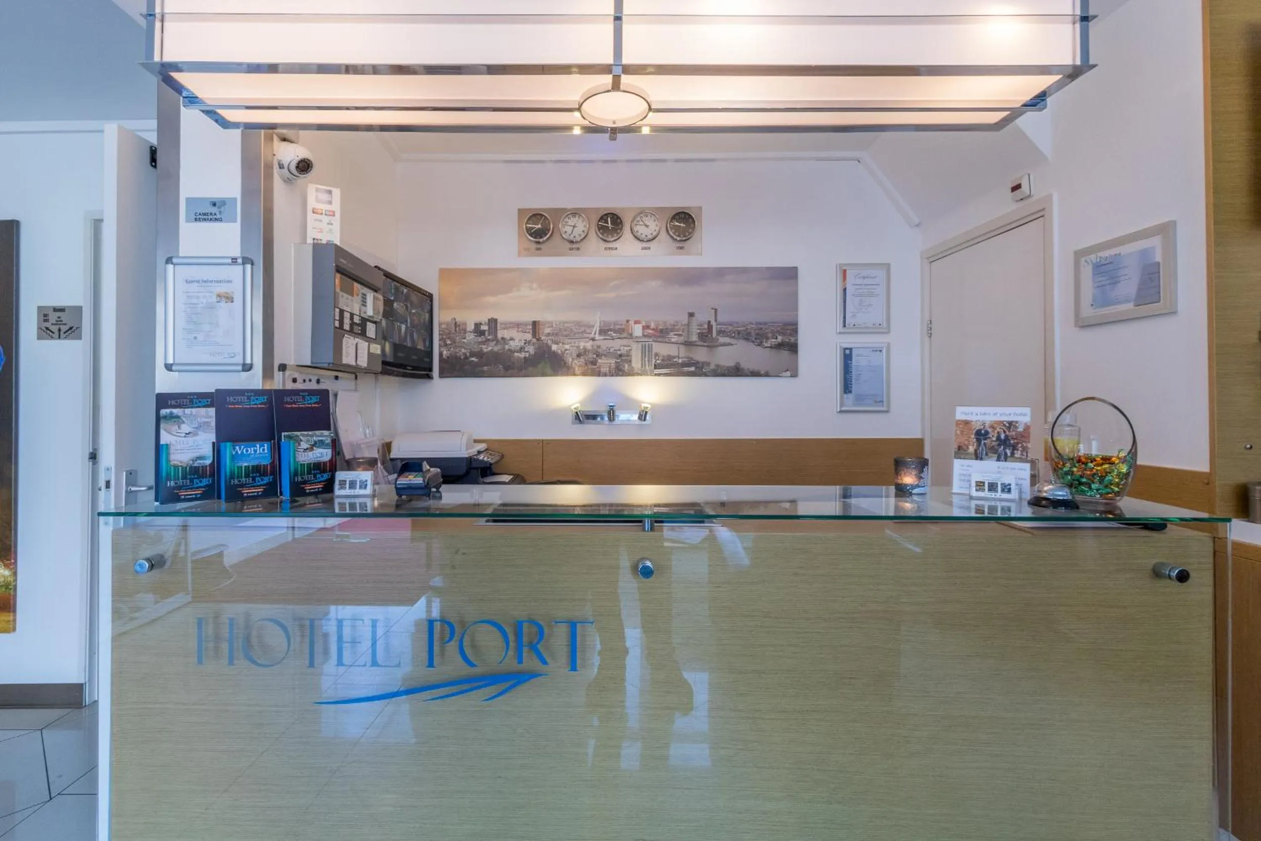 Property building in Hotel Port