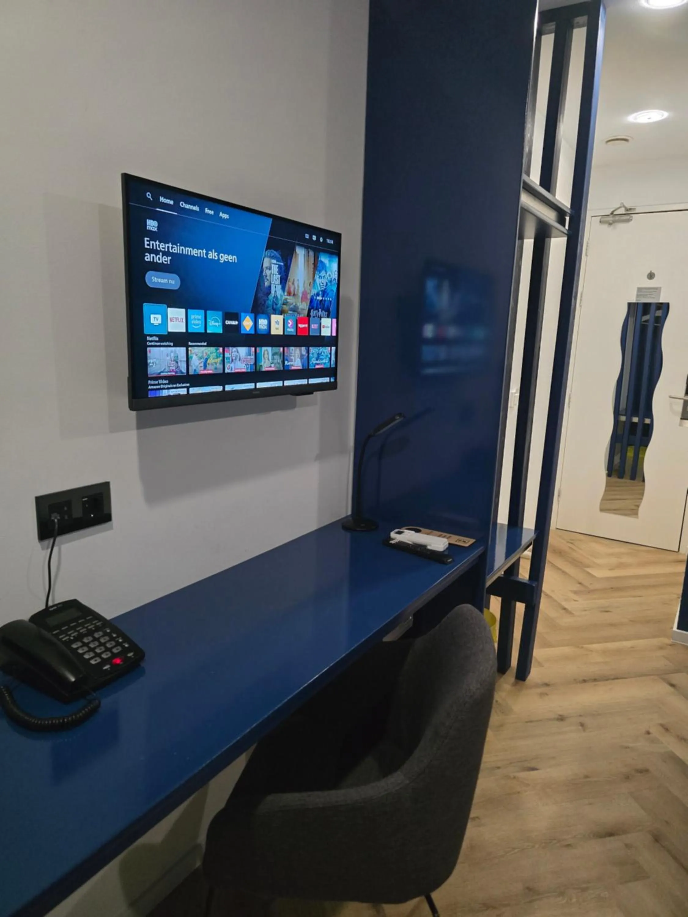 TV and multimedia in Hotel Port