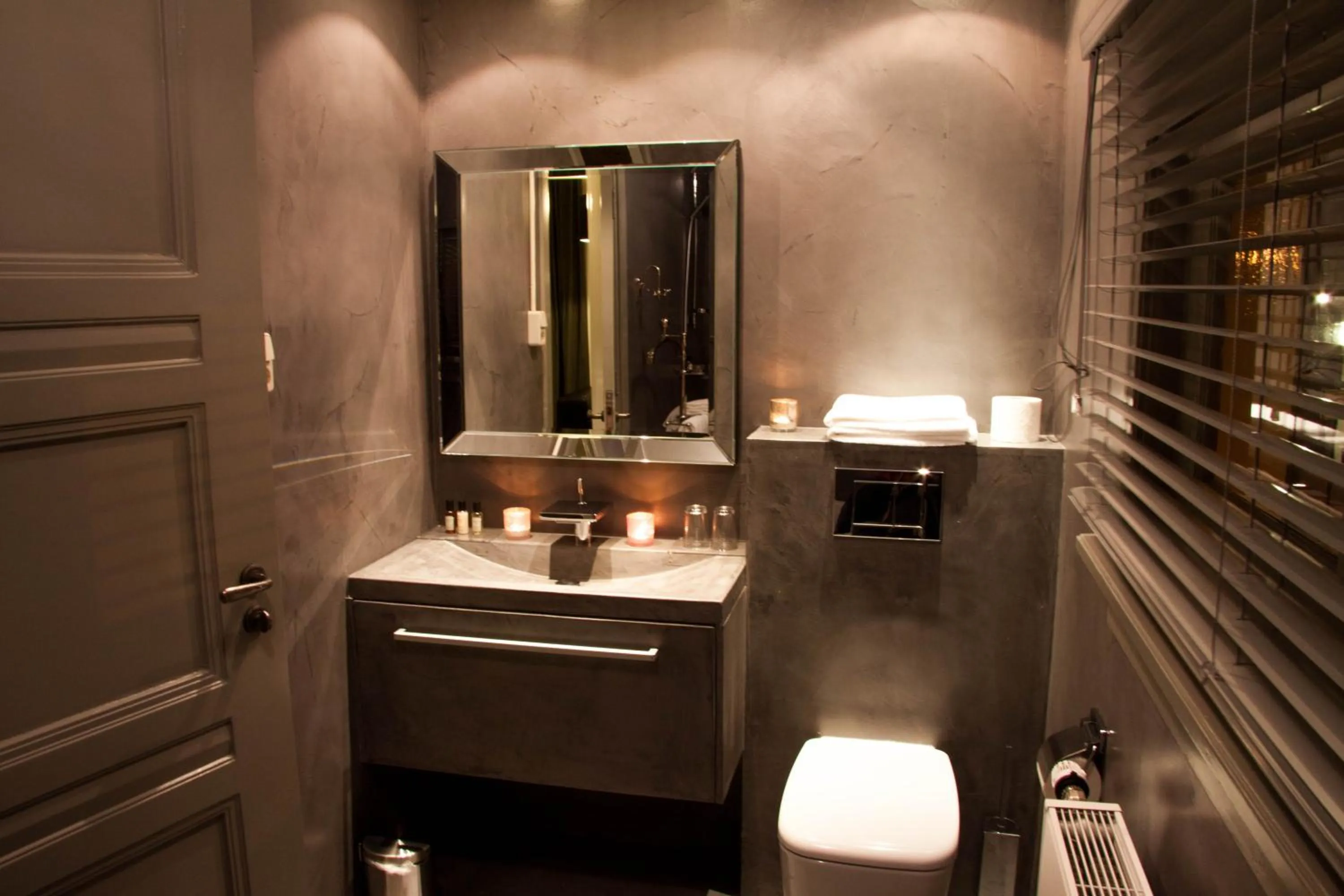 Bathroom in Hotel Huis van Bewaring - Bijzonder boutique hotel in historisch pand