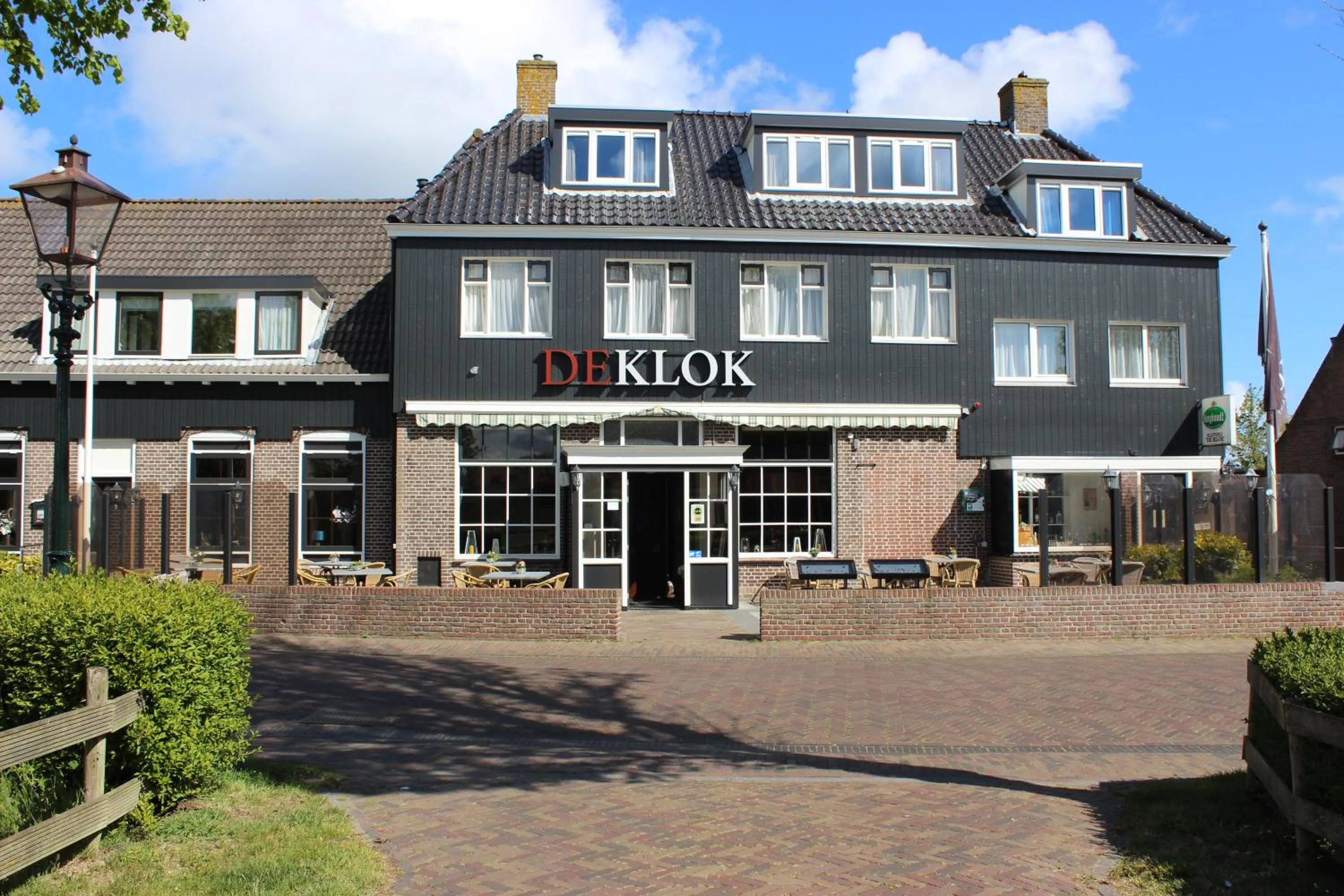 Facade/entrance in Hotel "De Klok"