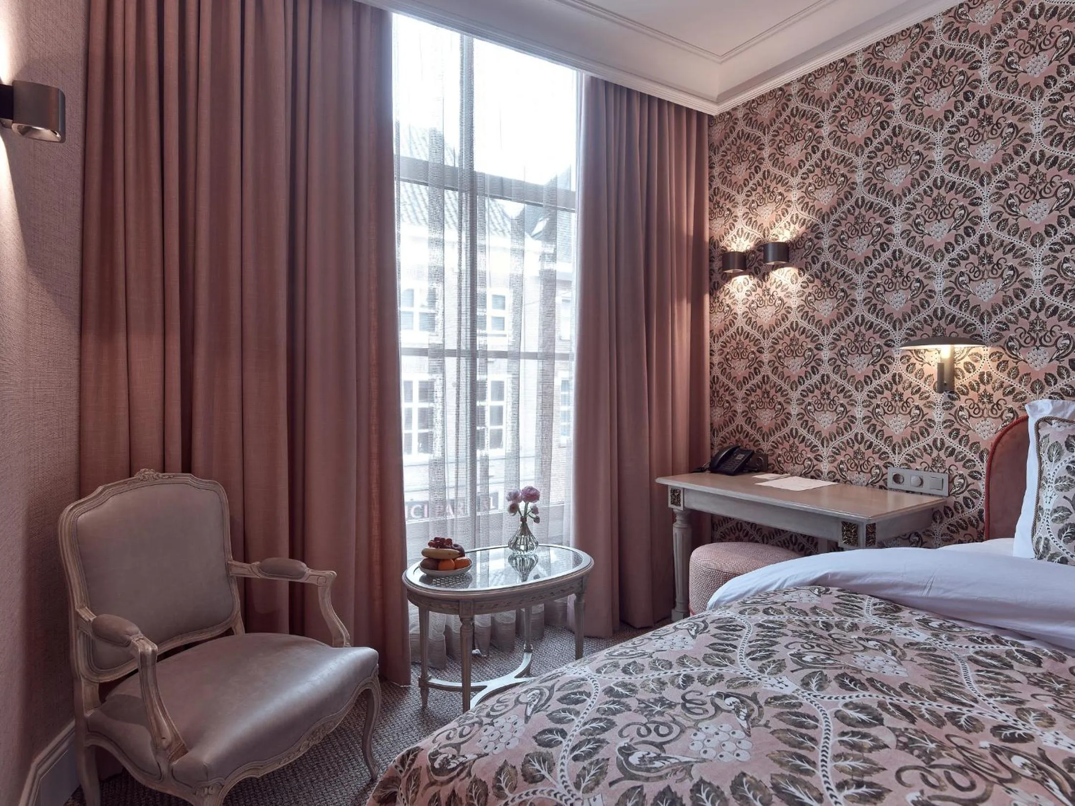 Bed in Good Seasons Hotel Den Bosch