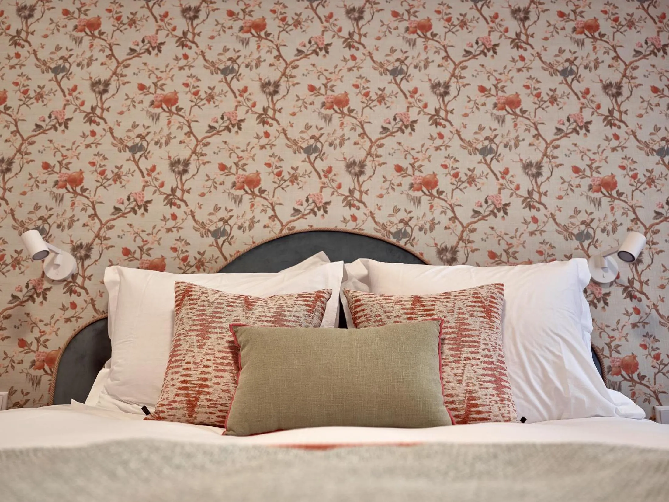 Bed in Good Seasons Hotel Den Bosch