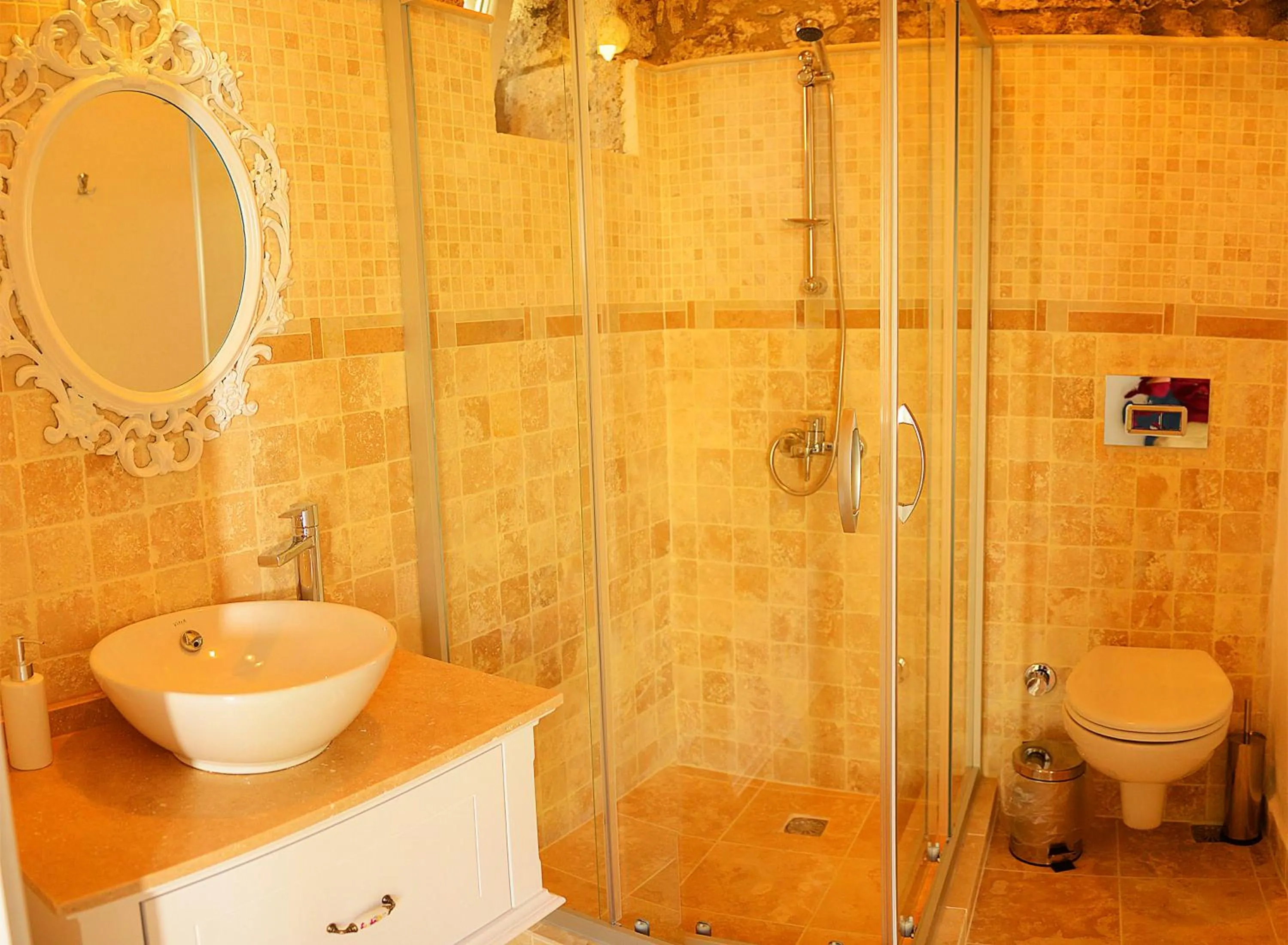 Shower in Selin Hotel