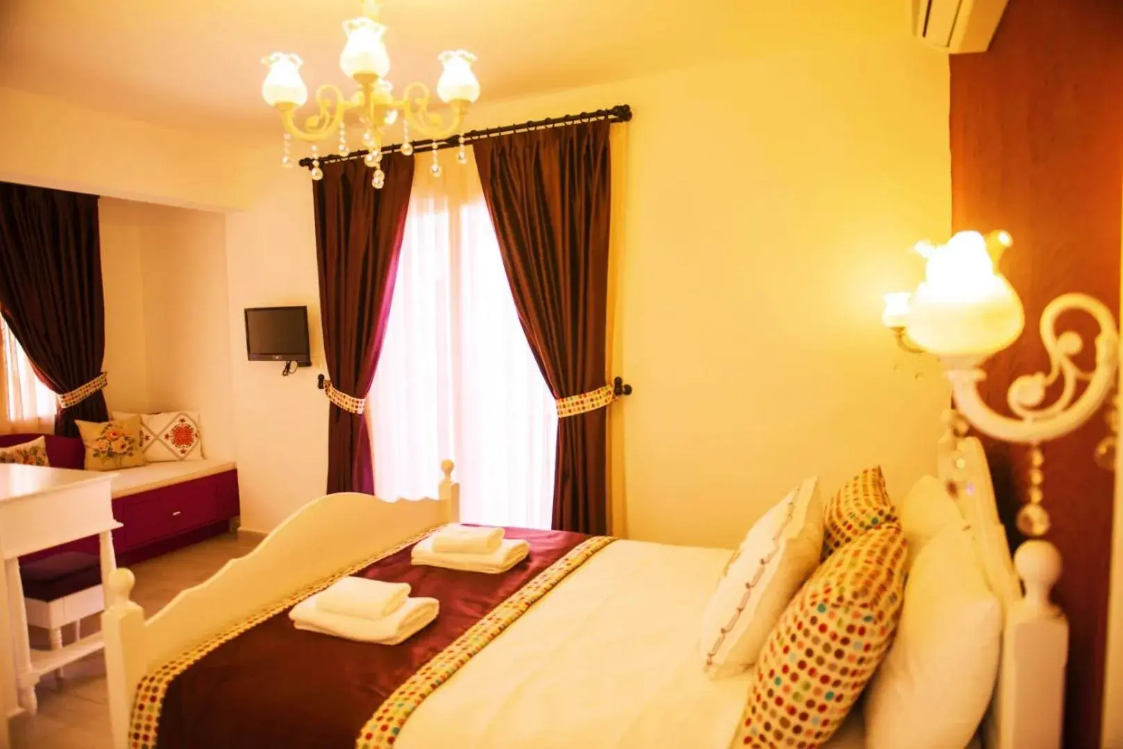 Bed in Selin Hotel Bed in Selin Hotel