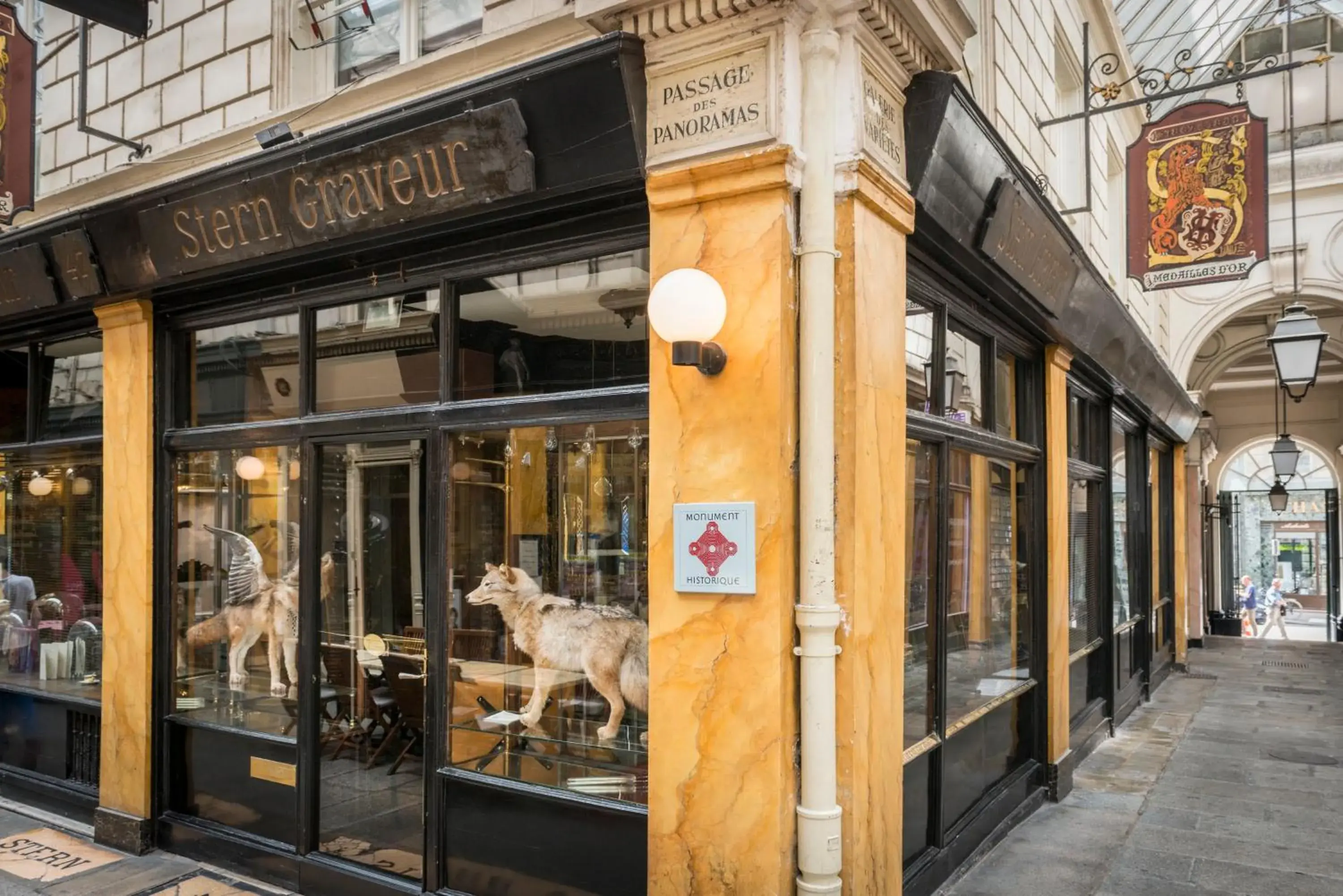 Facade/entrance in Hôtel Adèle & Jules Facade/entrance in Hôtel Adèle & Jules