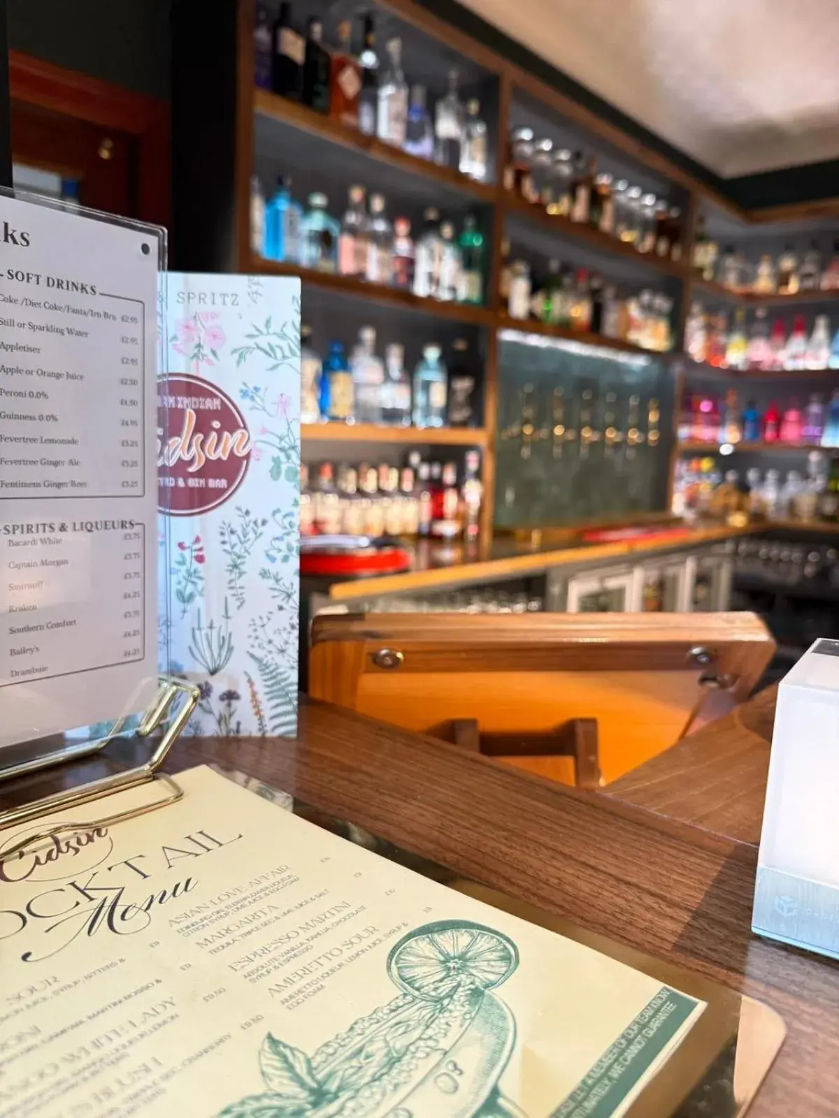 Lounge or bar in Craigvrack Hotel & Restaurant Lounge or bar in Craigvrack Hotel & Restaurant