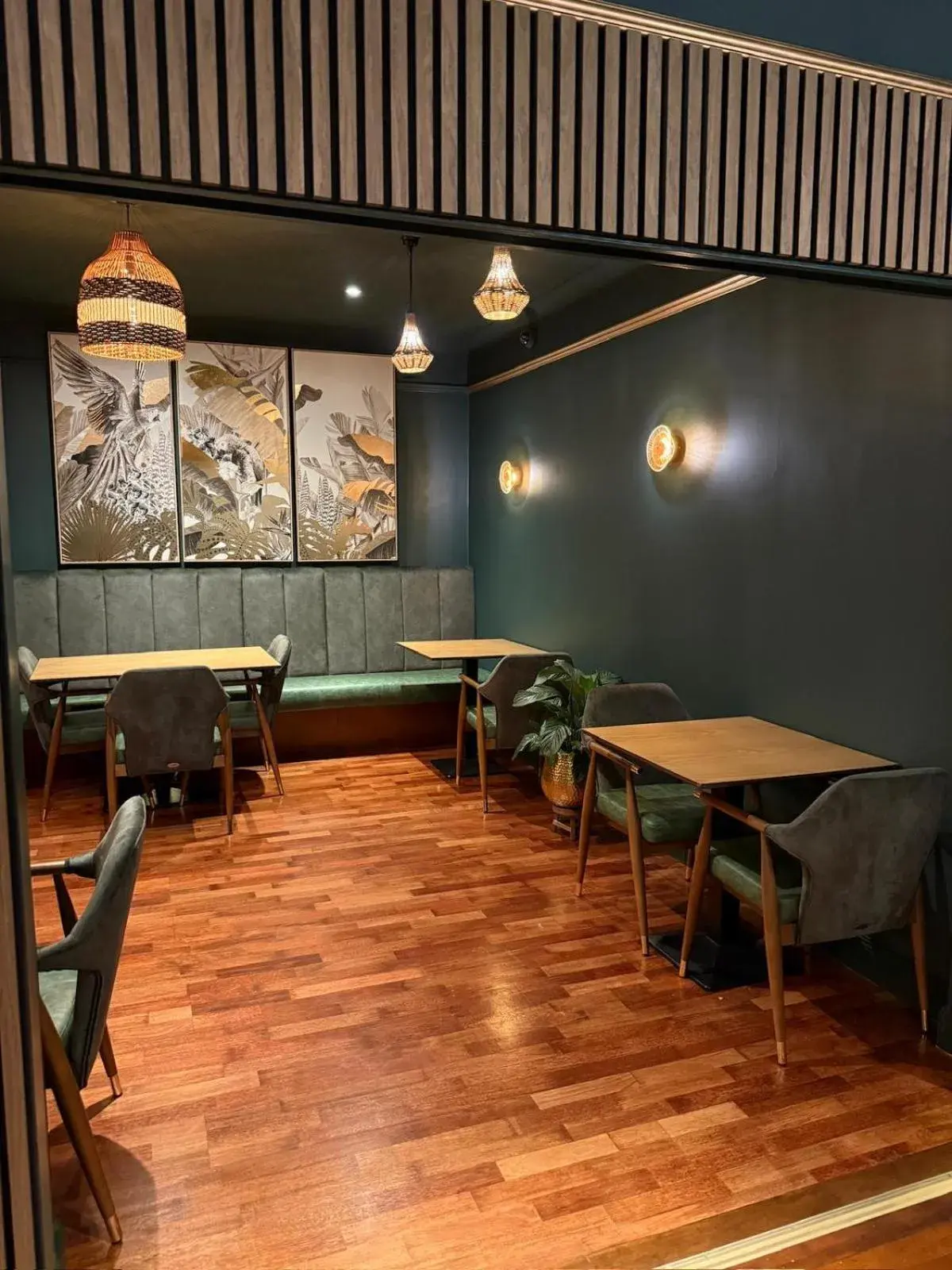 Restaurant/places to eat in Craigvrack Hotel & Restaurant Restaurant/places to eat in Craigvrack Hotel & Restaurant