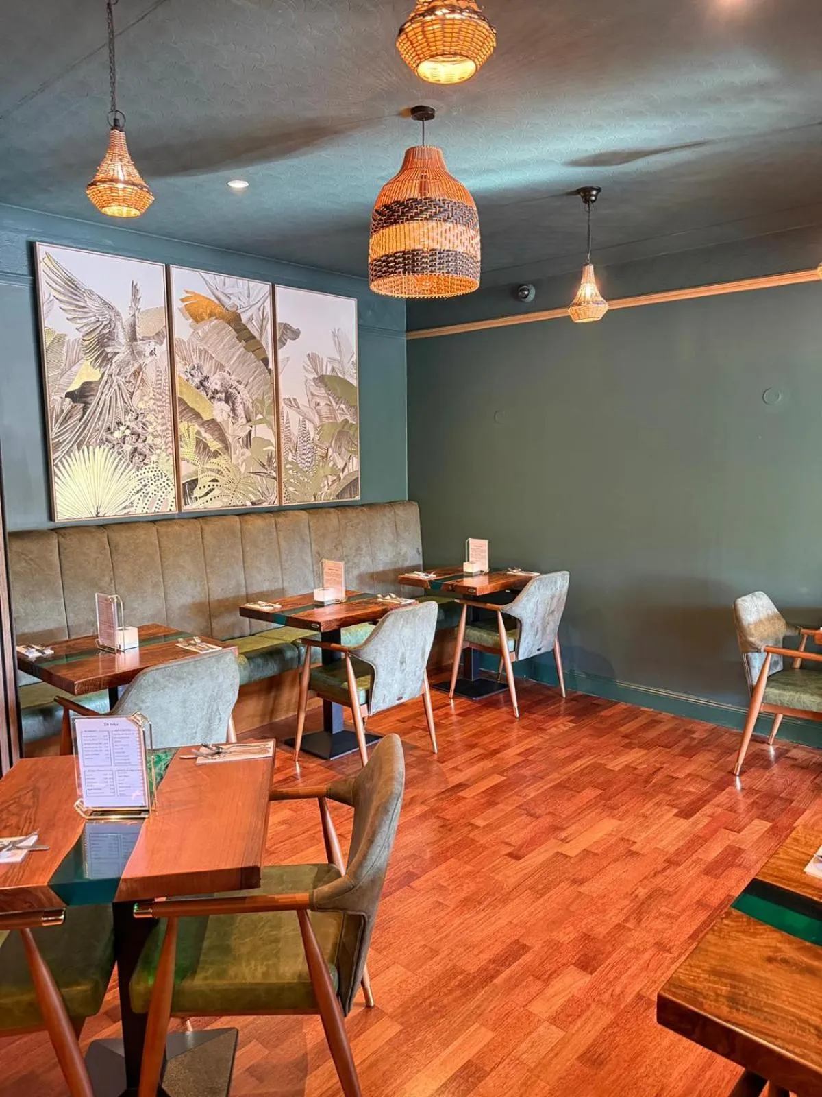 Restaurant/places to eat in Craigvrack Hotel & Restaurant