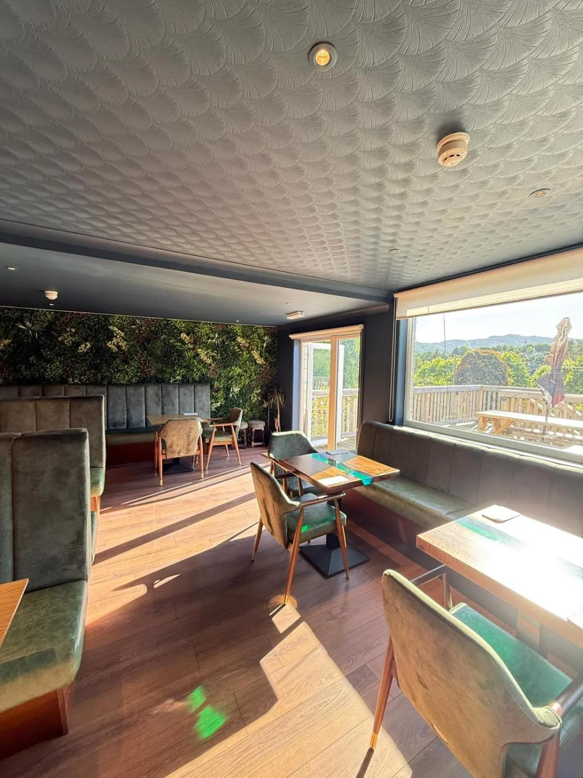 Restaurant/places to eat in Craigvrack Hotel & Restaurant