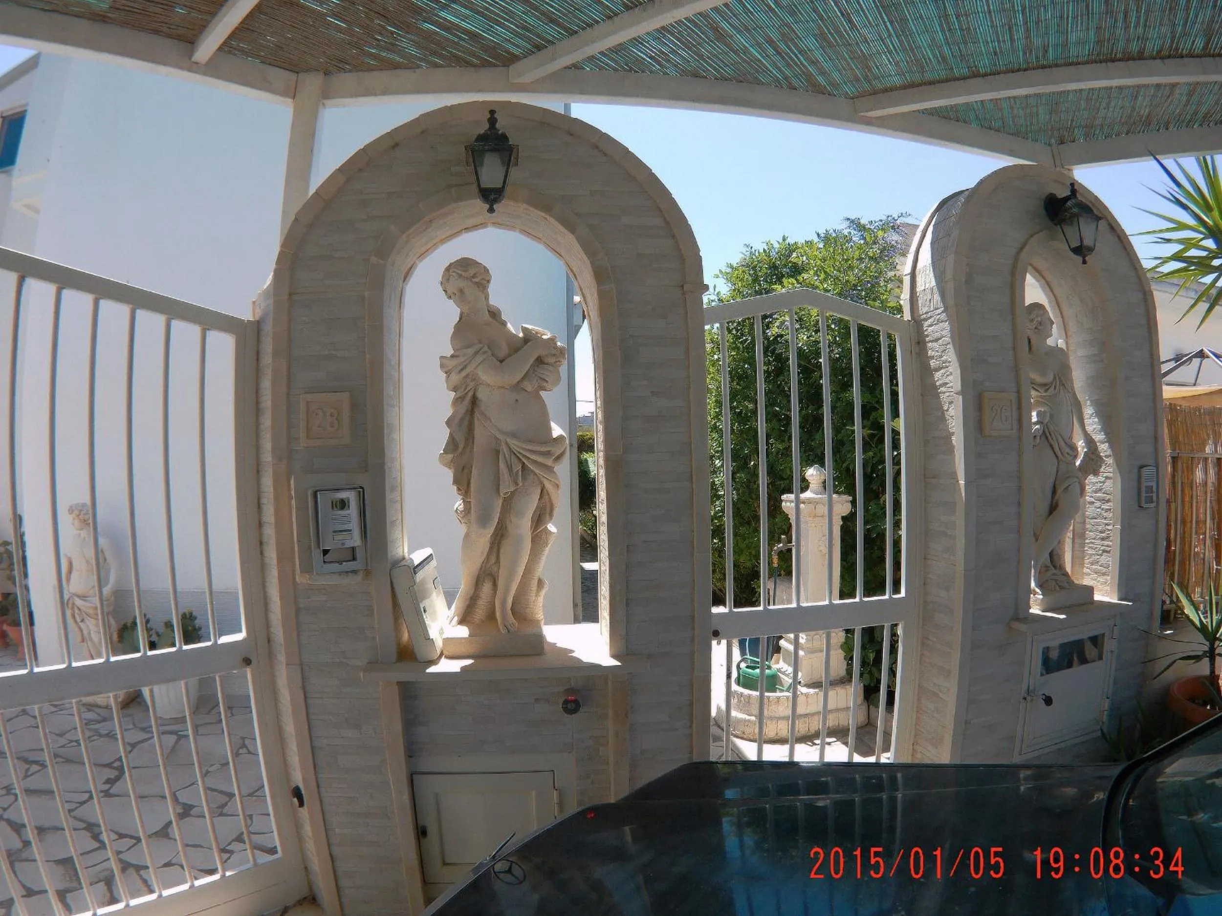 Property building in Villa Sissi