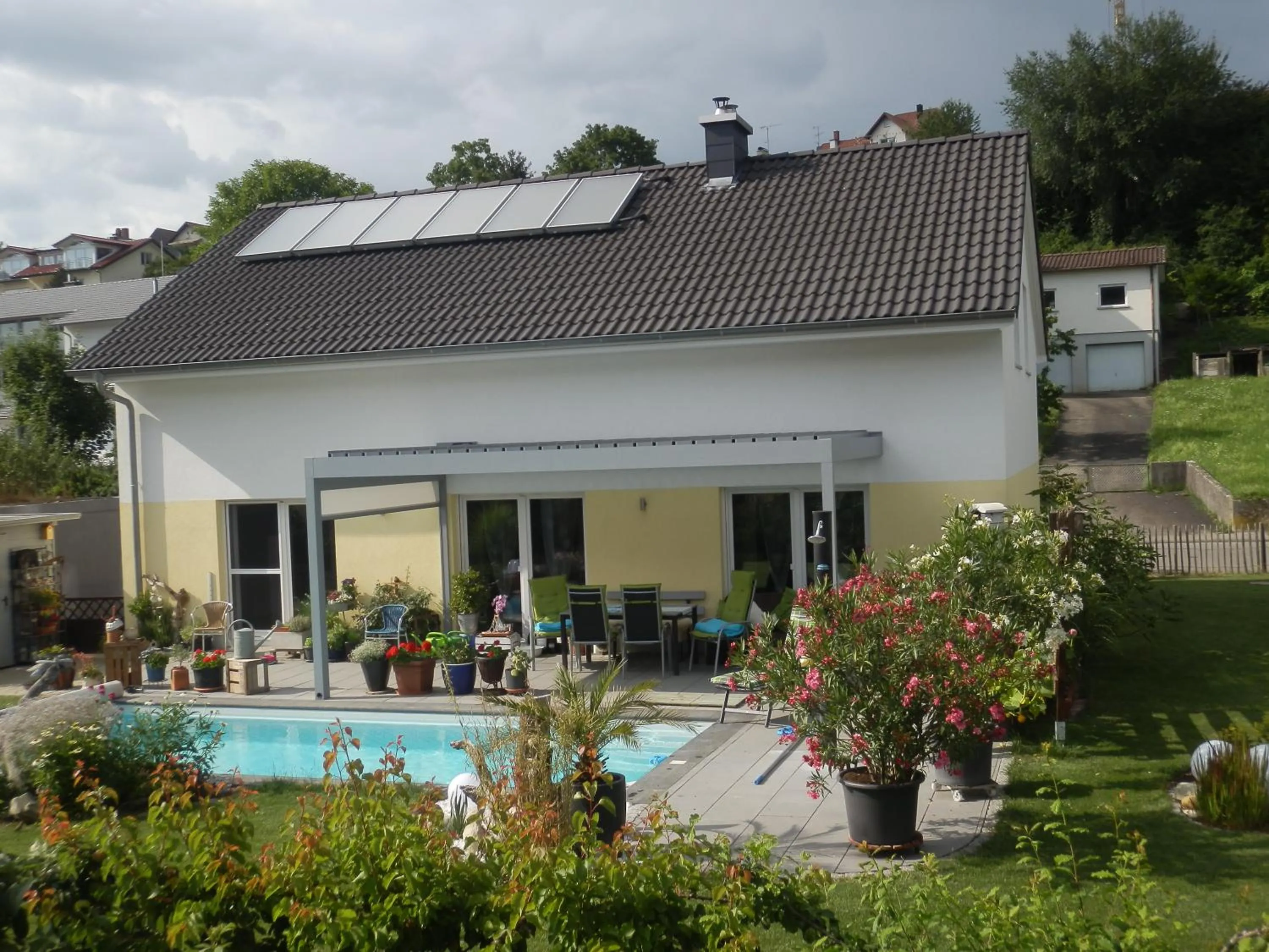 Property building in Bed & Breakfast Engen