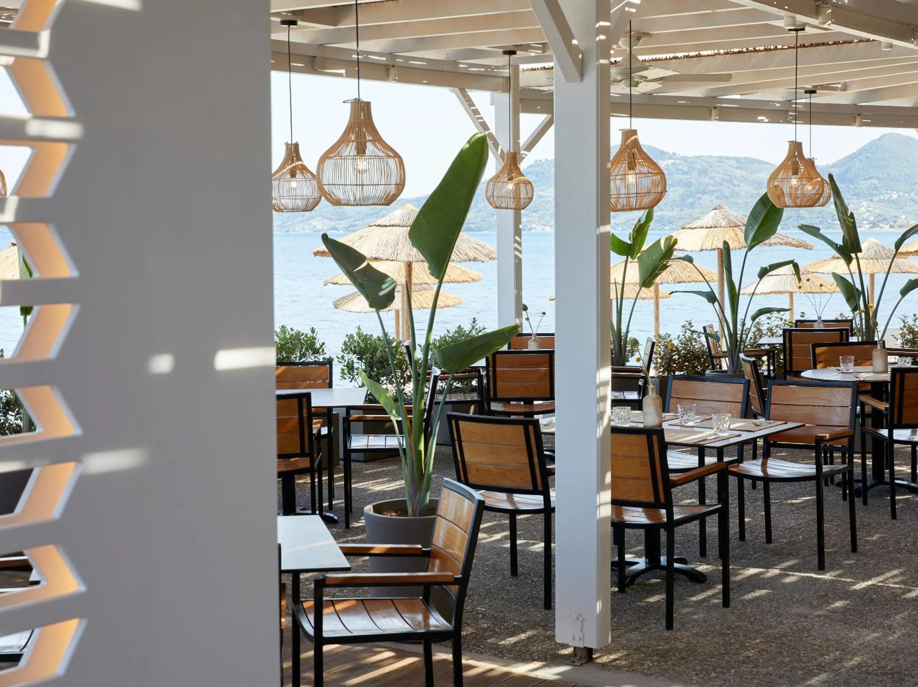 Restaurant/places to eat in MarBella, Mar-Bella Collection