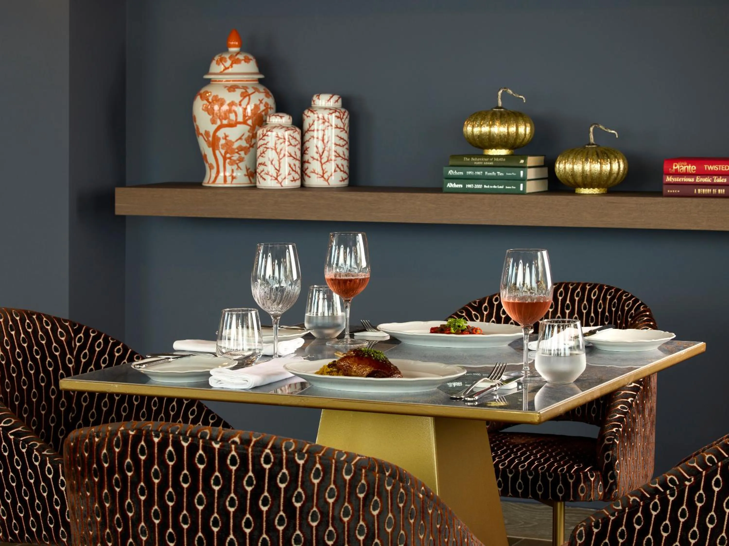 Restaurant/places to eat in MarBella, Mar-Bella Collection