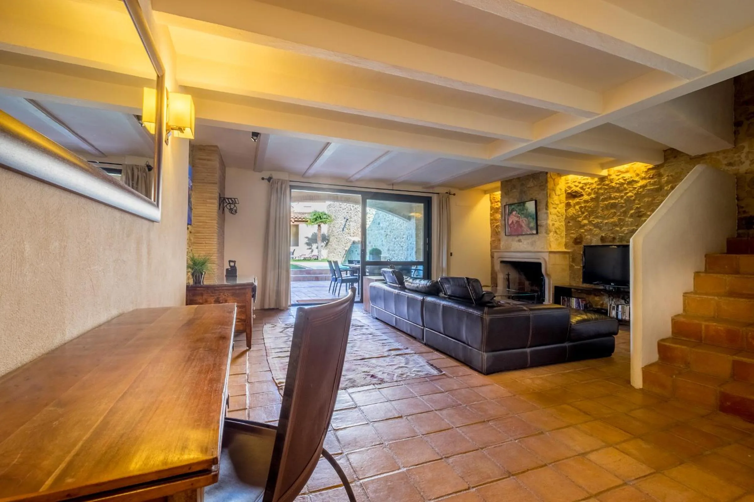 TV and multimedia in Can Caranta