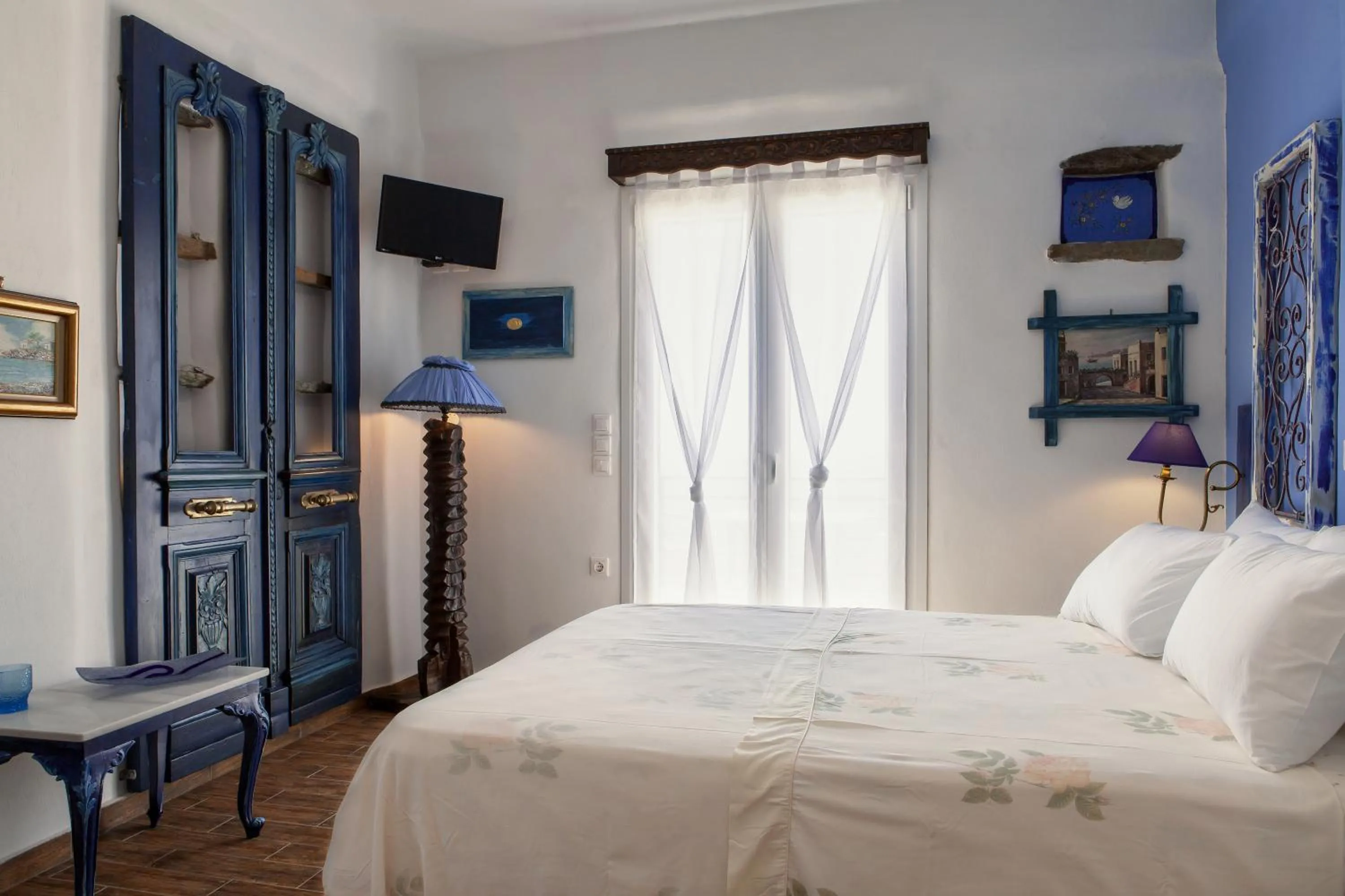 Bedroom, Bed in Castria studios