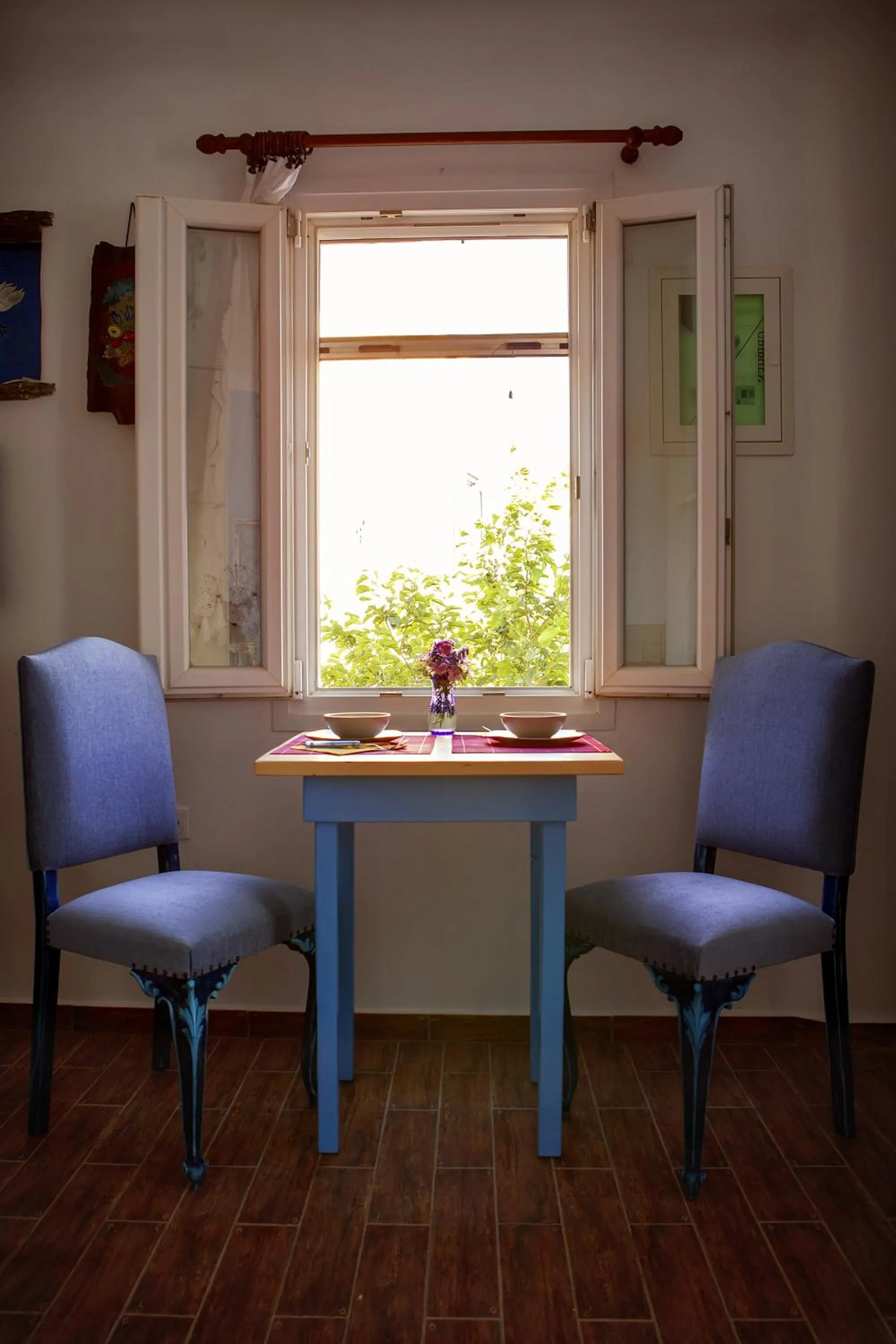 Dining area in Castria studios