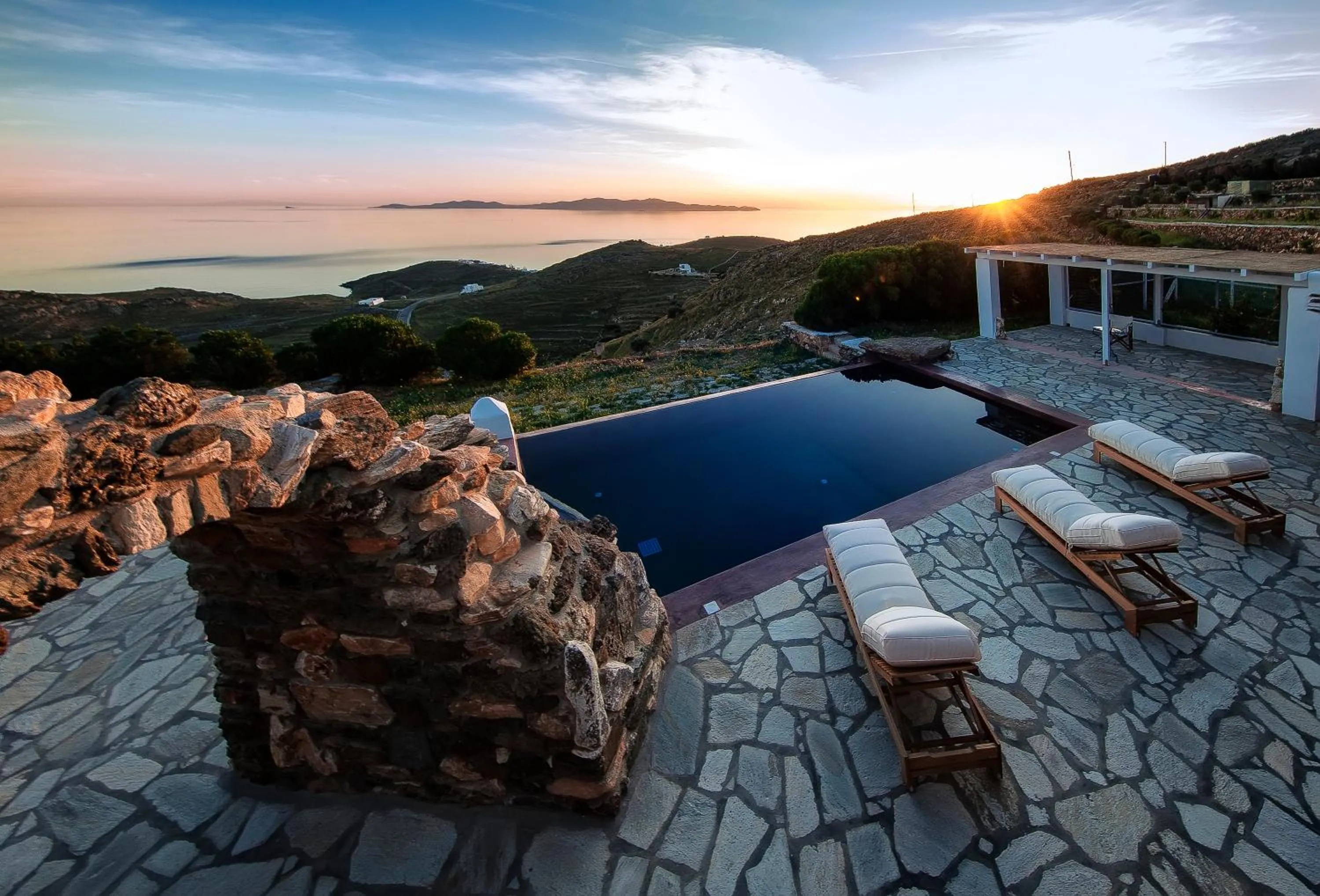 Property building in Castria studios