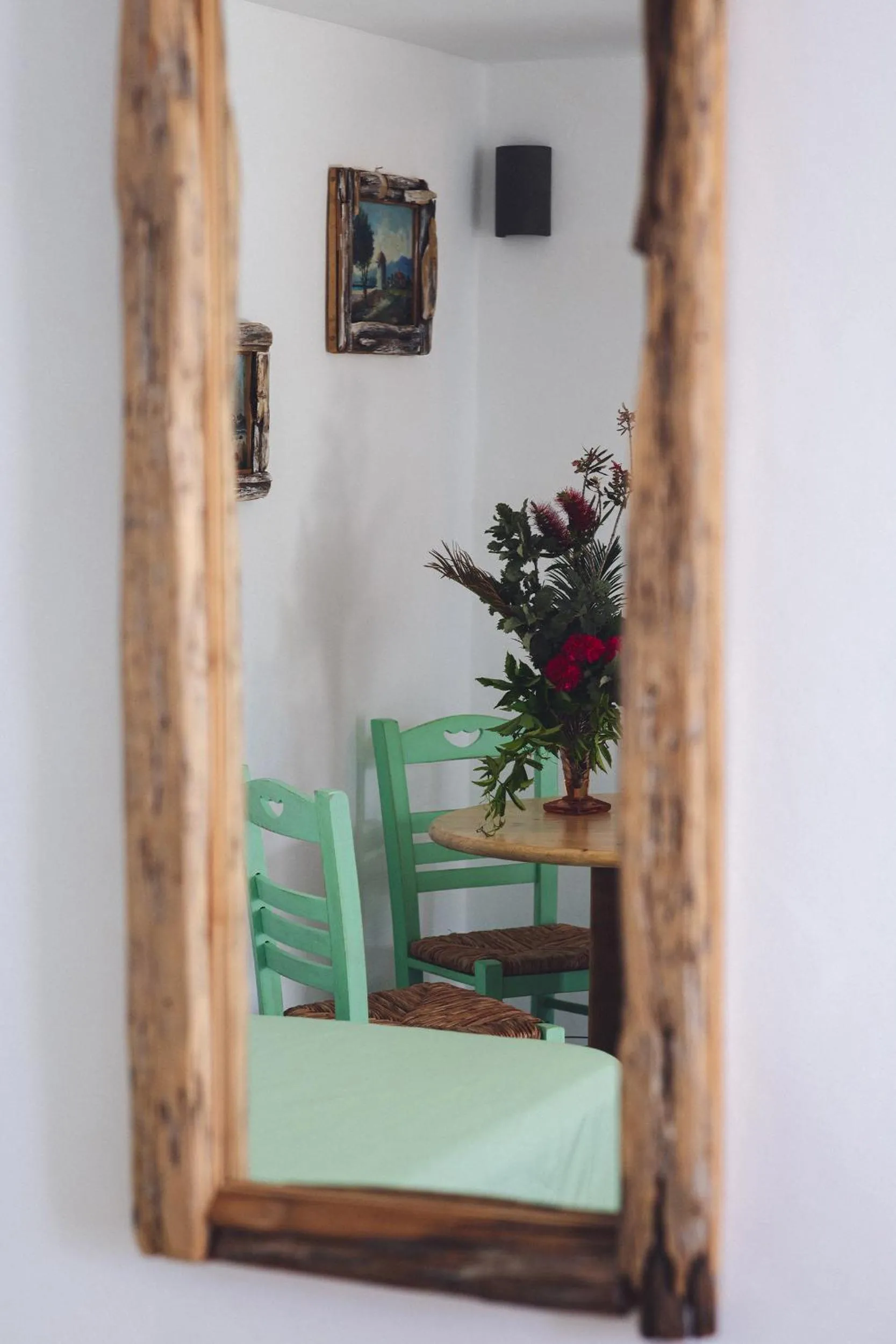 Decorative detail in Castria studios