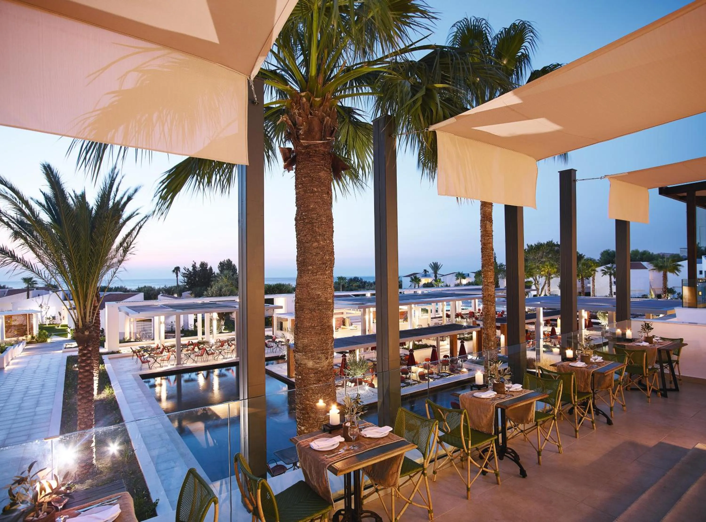Restaurant/places to eat in Grecotel Lux Me Dama Dama