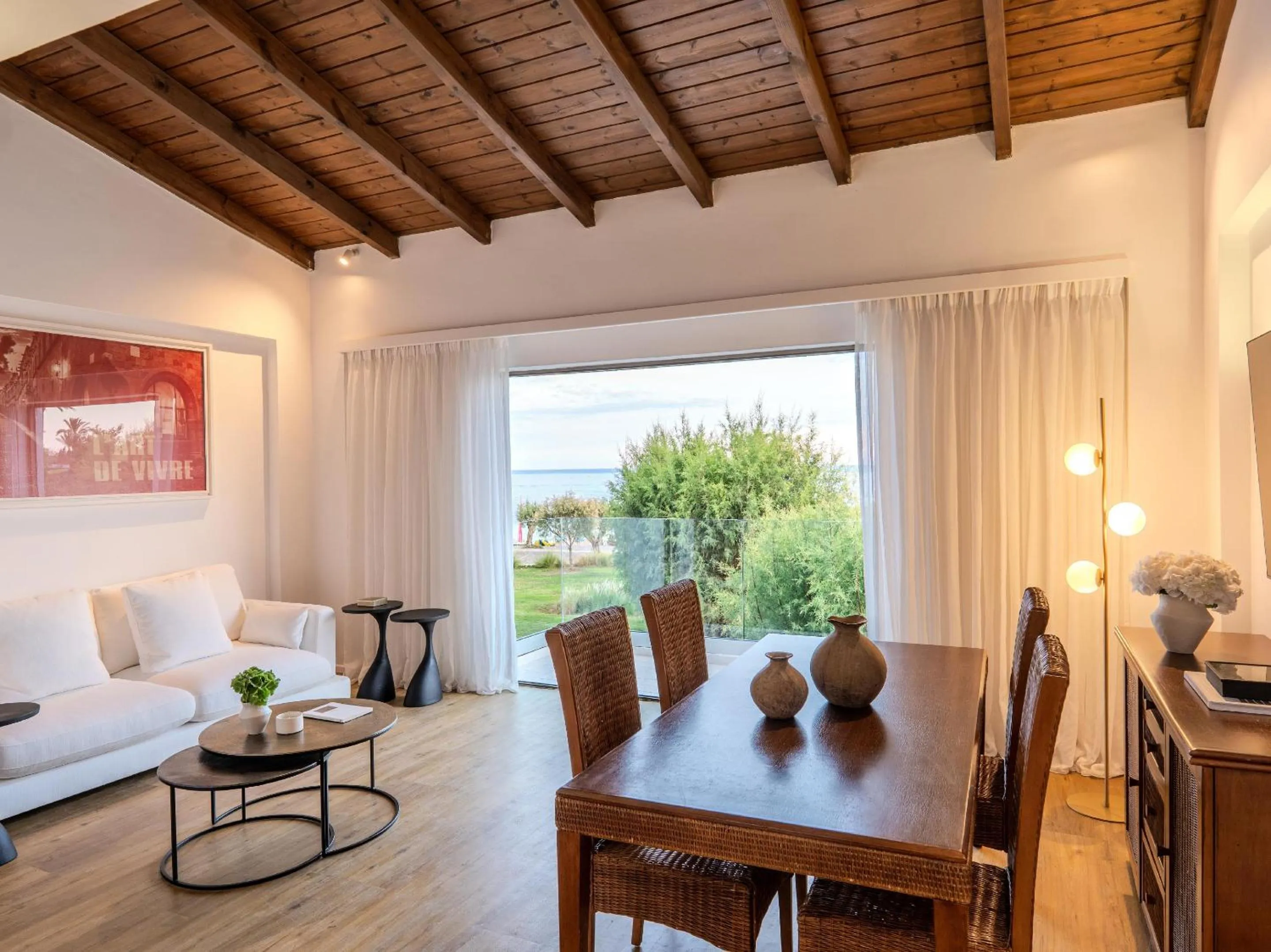 Photo of the whole room in Grecotel Lux Me Dama Dama