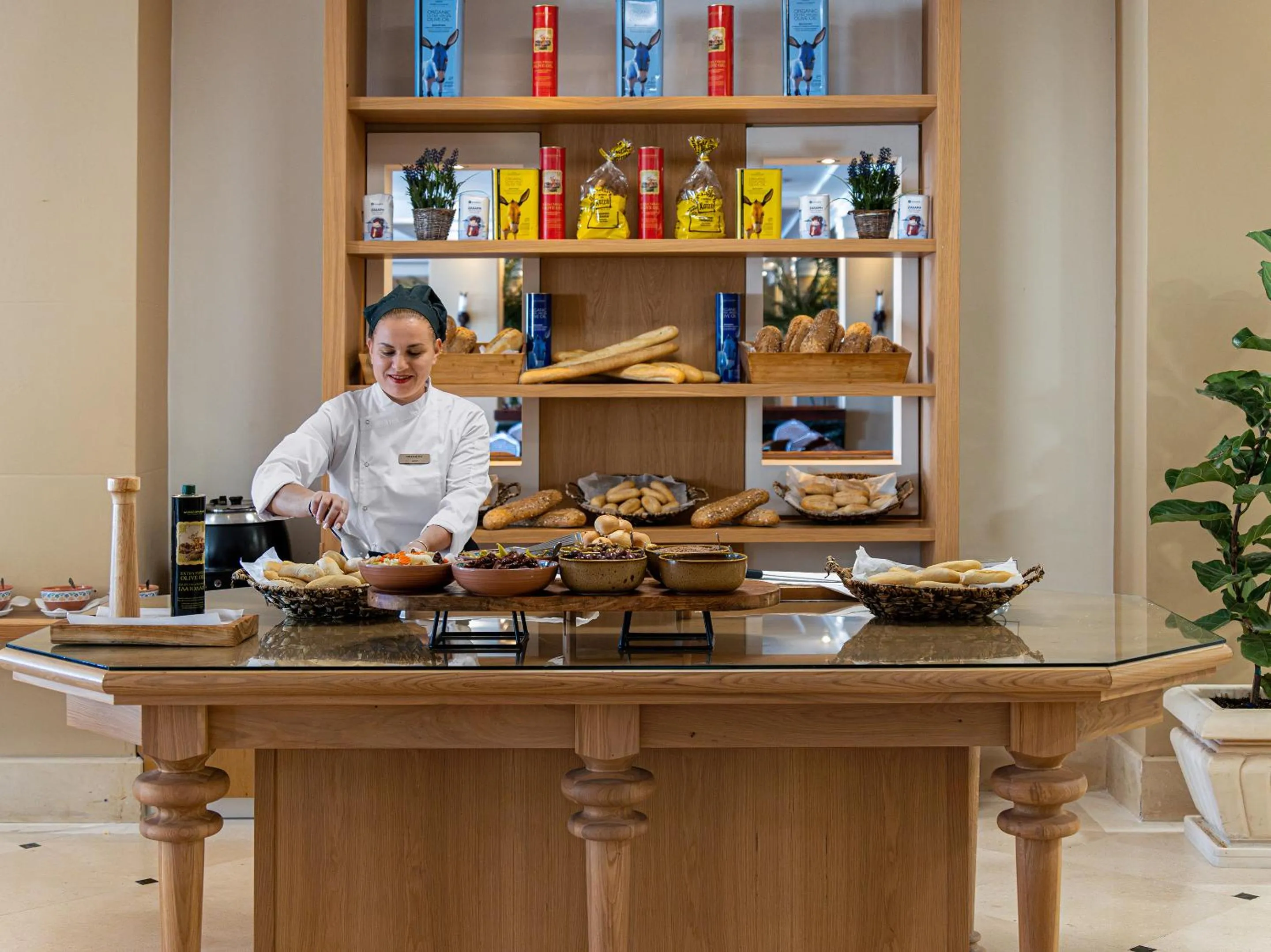 Restaurant/places to eat in Grecotel Marine Palace & Aqua Park