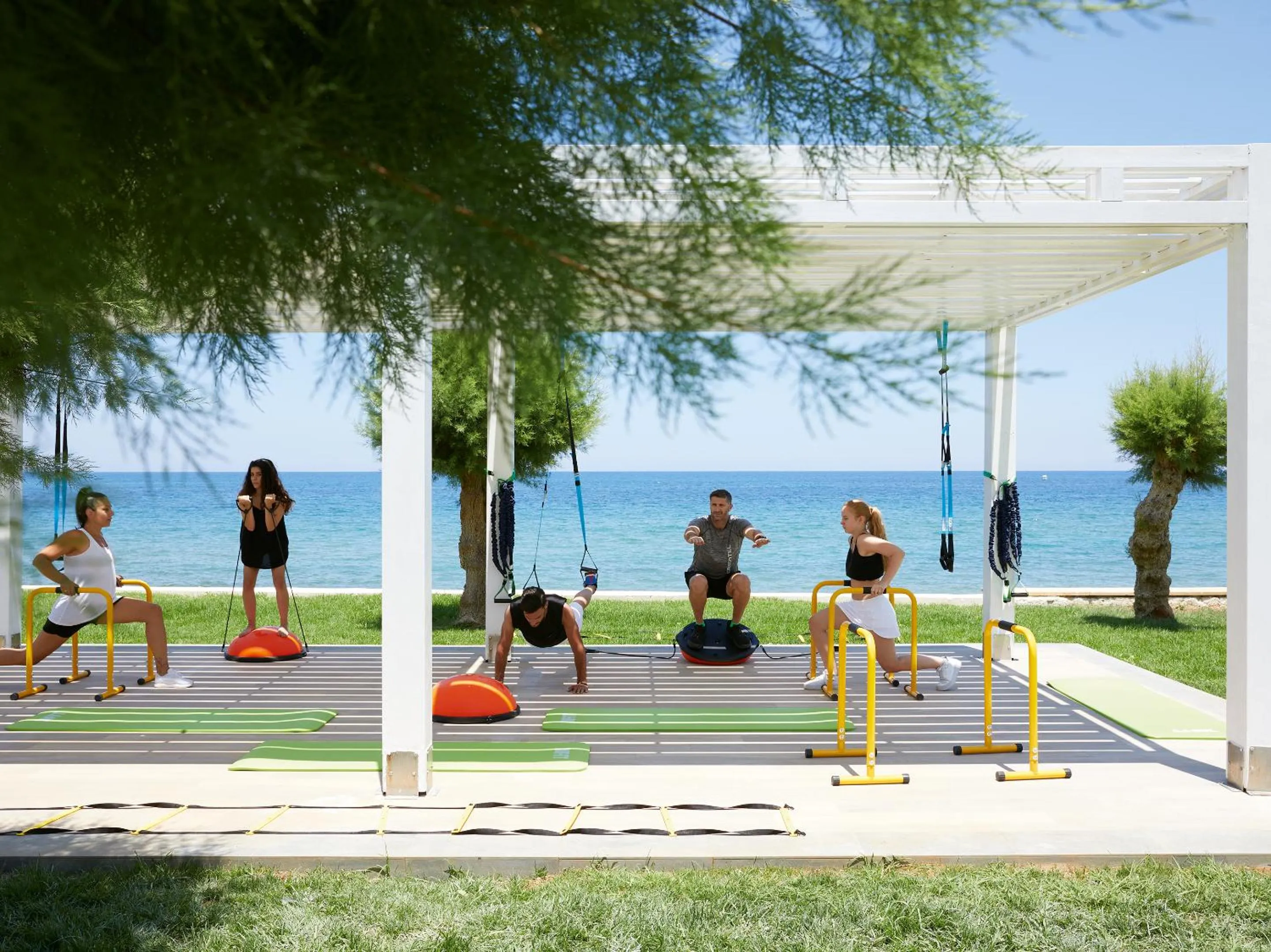 Spa and wellness centre/facilities in Grecotel LUXME White