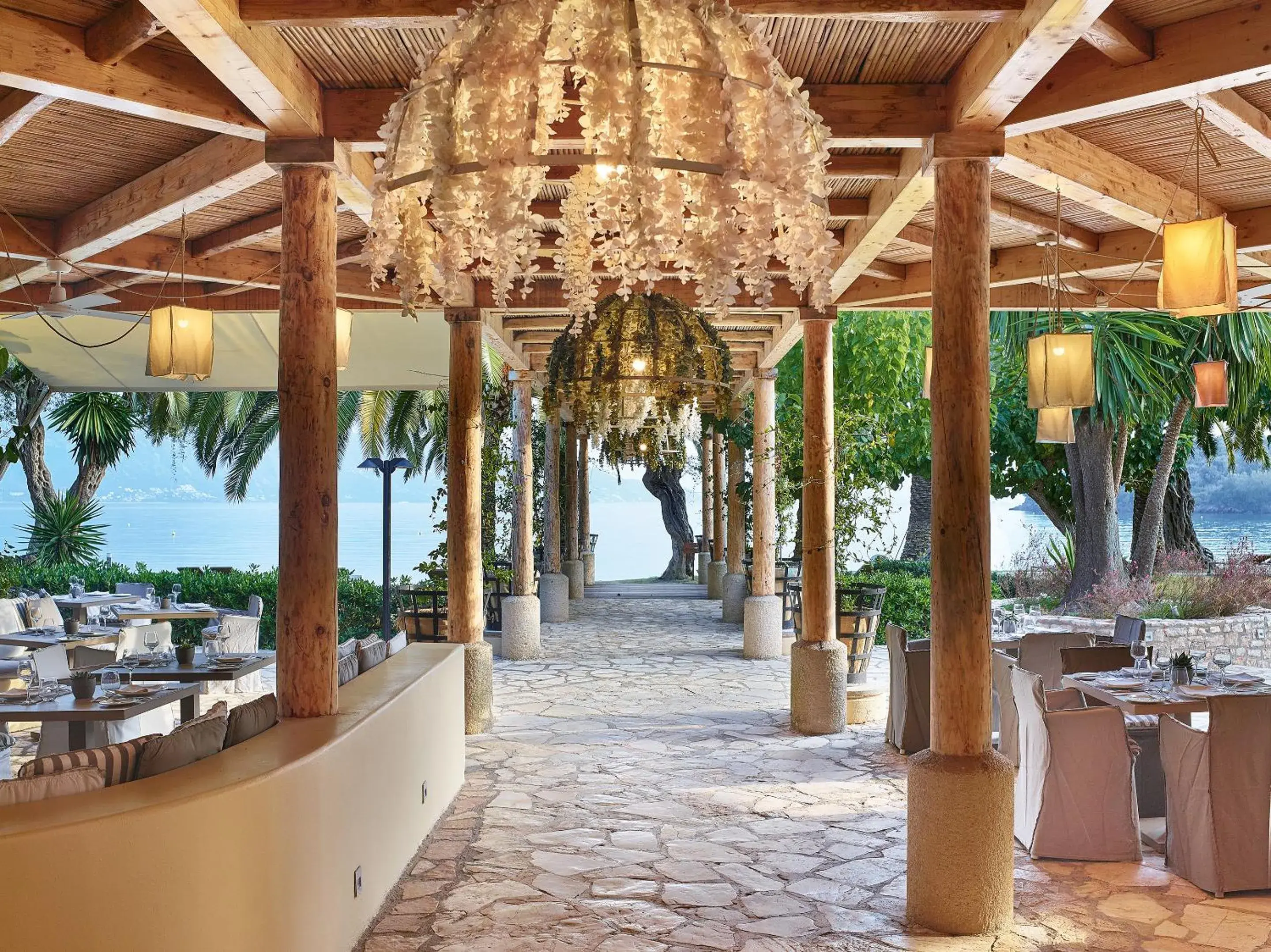Restaurant/places to eat in Grecotel LUXME Daphnila Bay Restaurant/places to eat in Grecotel LUXME Daphnila Bay