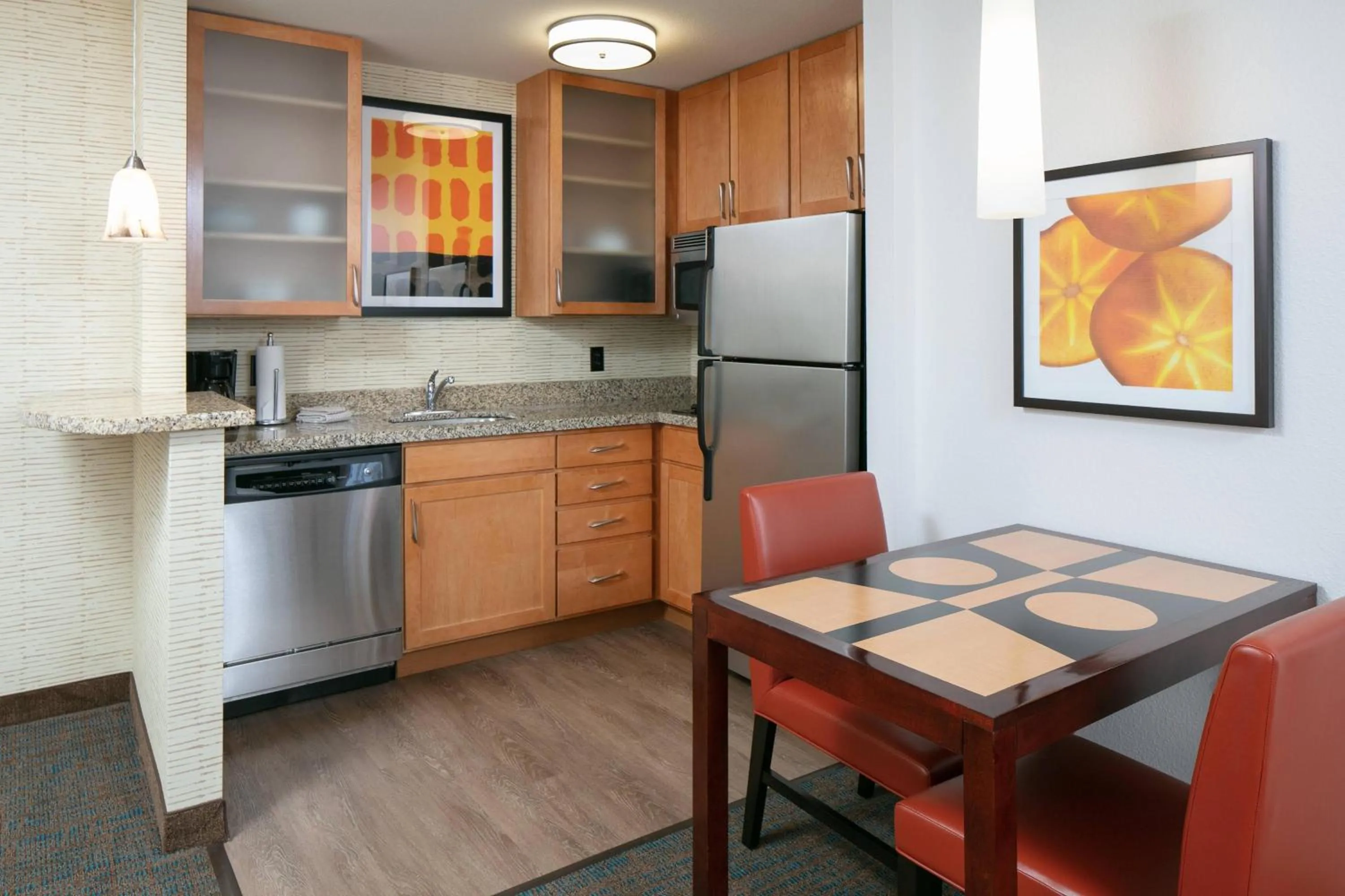 Kitchen or kitchenette in Residence Inn by Marriott Lincoln South