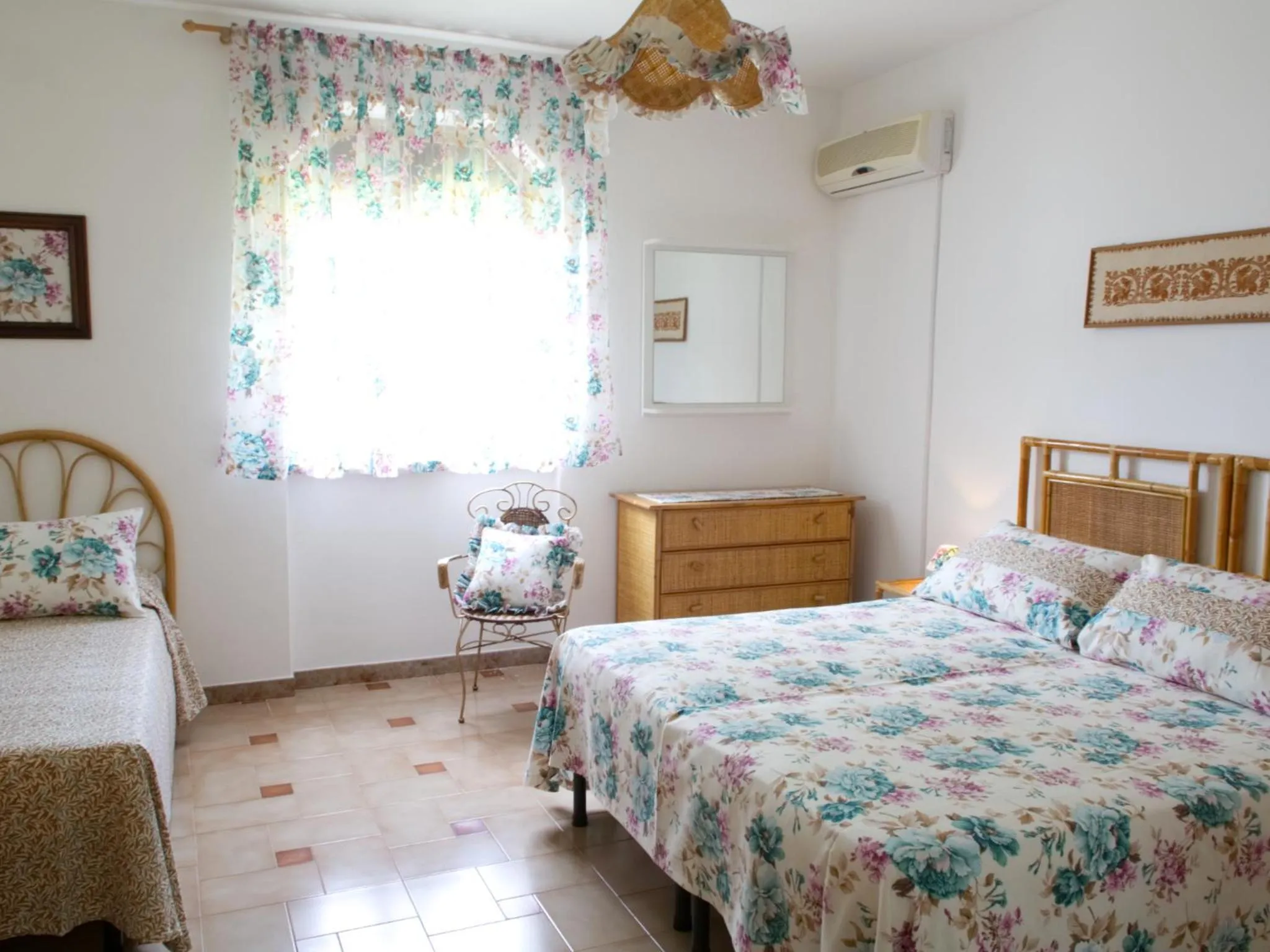 Photo of the whole room in Villa Elvira B&B